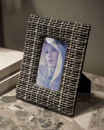 PHOTO FRAME