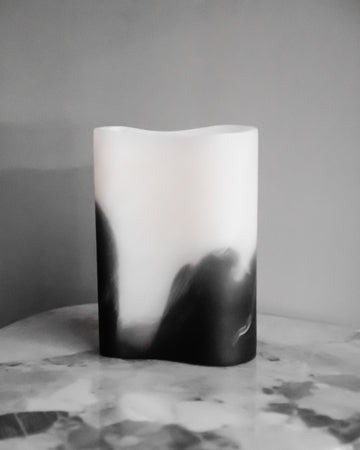 Resin ink vase