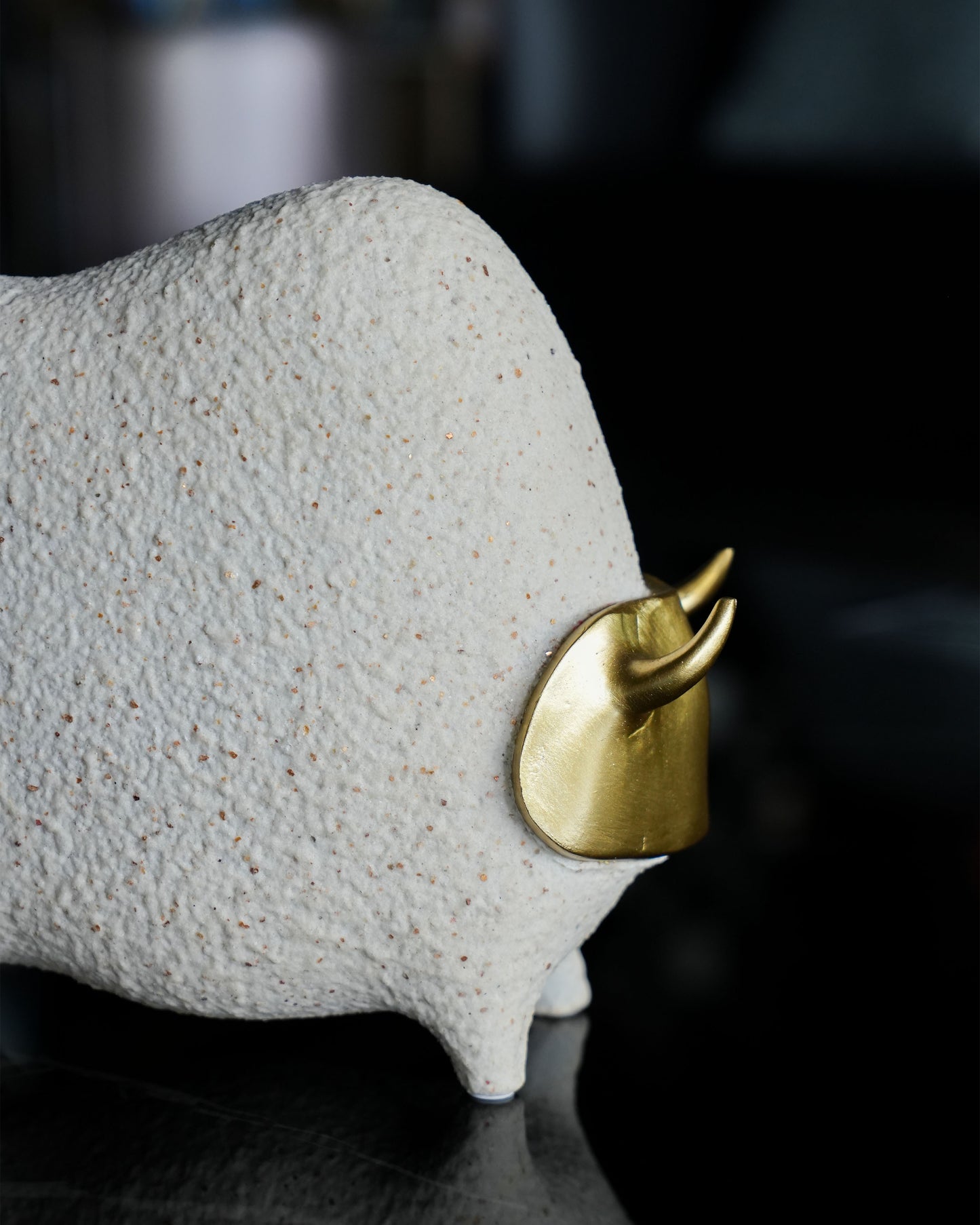 GOLD FACED CATTLE