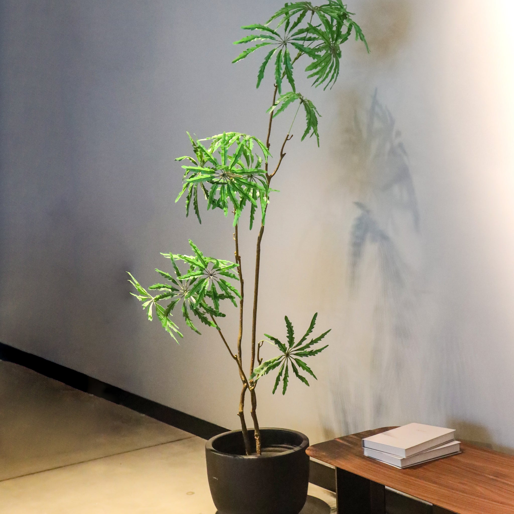 ARTIFICIAL PLANT