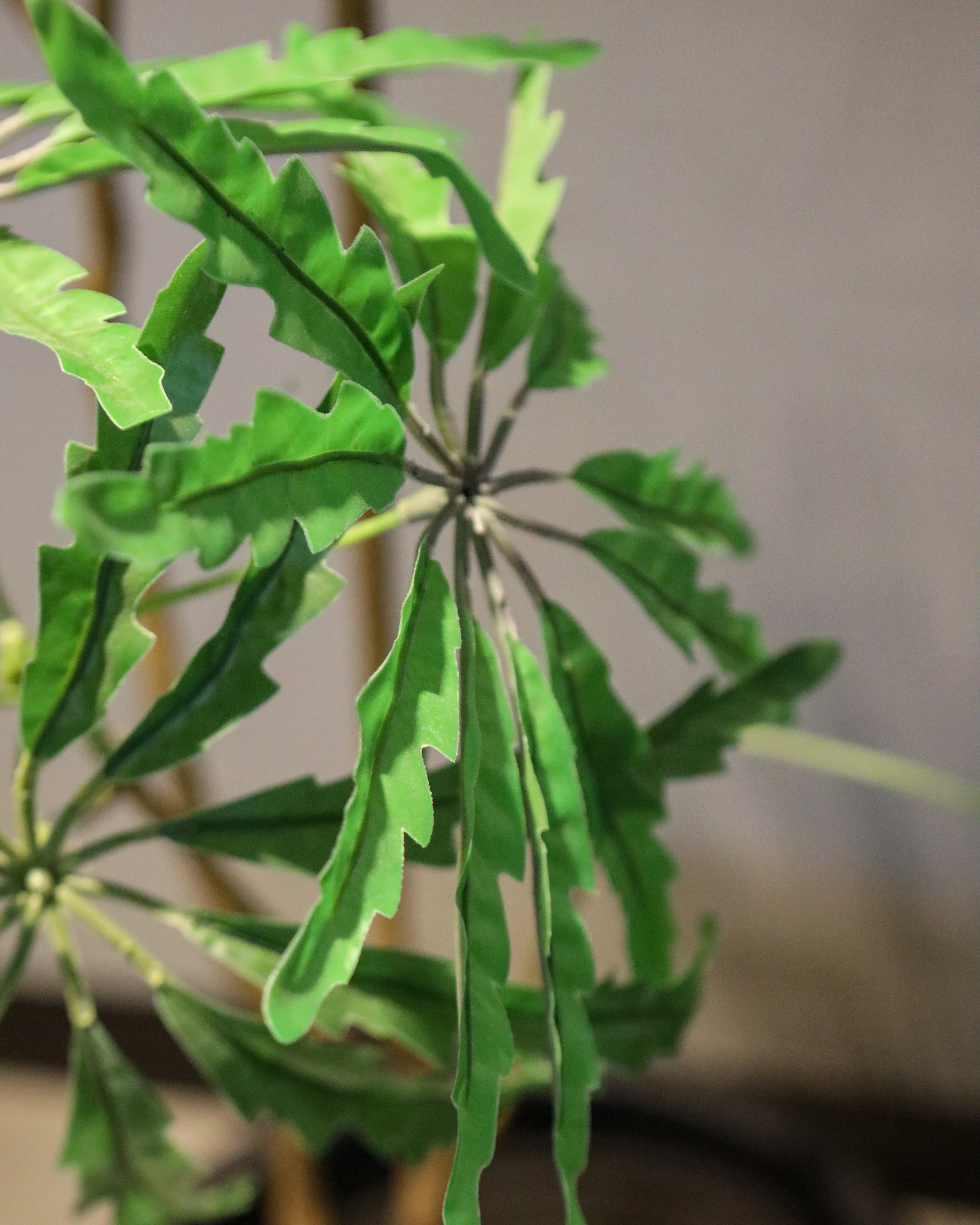 ARTIFICIAL PLANT