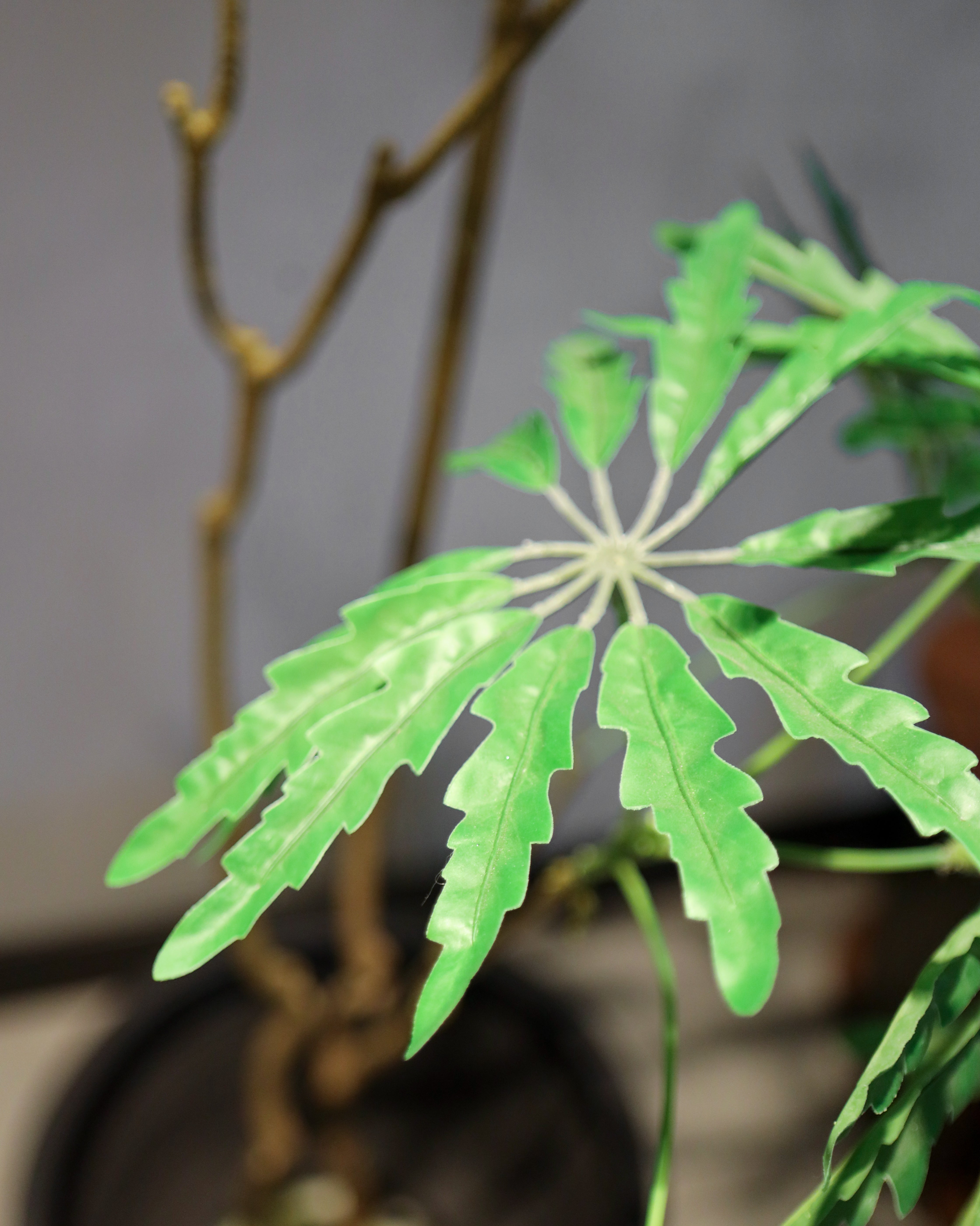 ARTIFICIAL PLANT