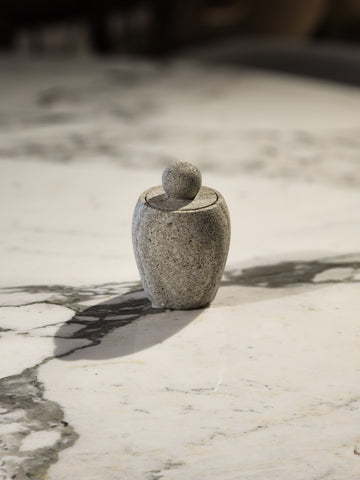 CERAMIC CONTAINER