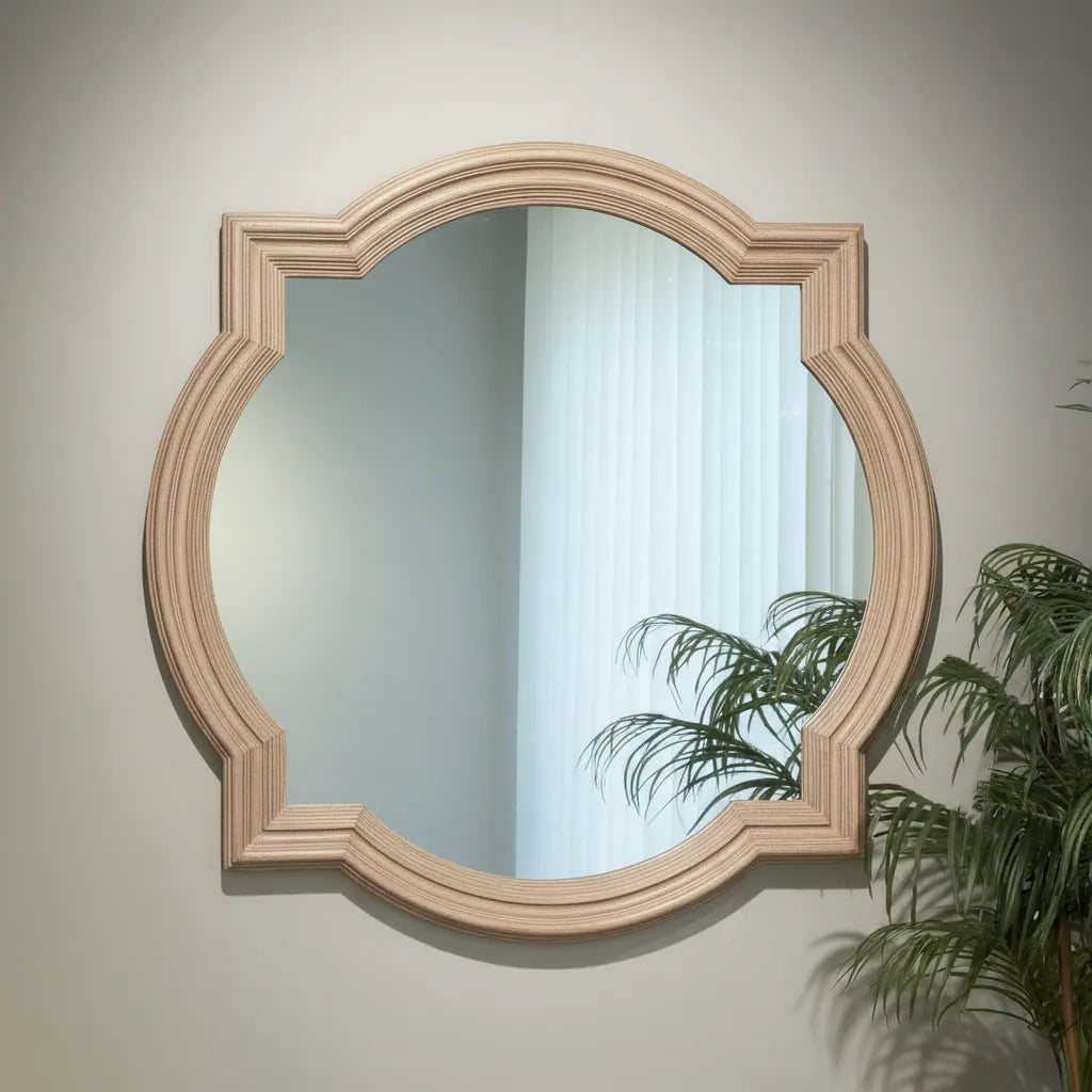 WINTER ACCENT MIRROR