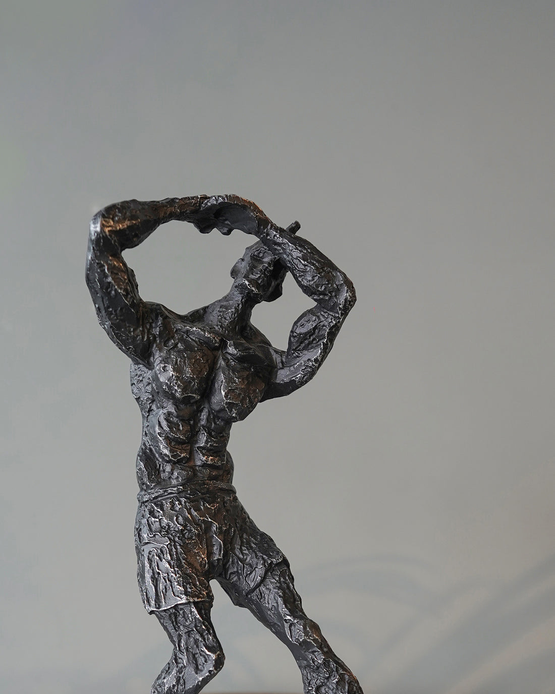 Artisan Decorative sculpture