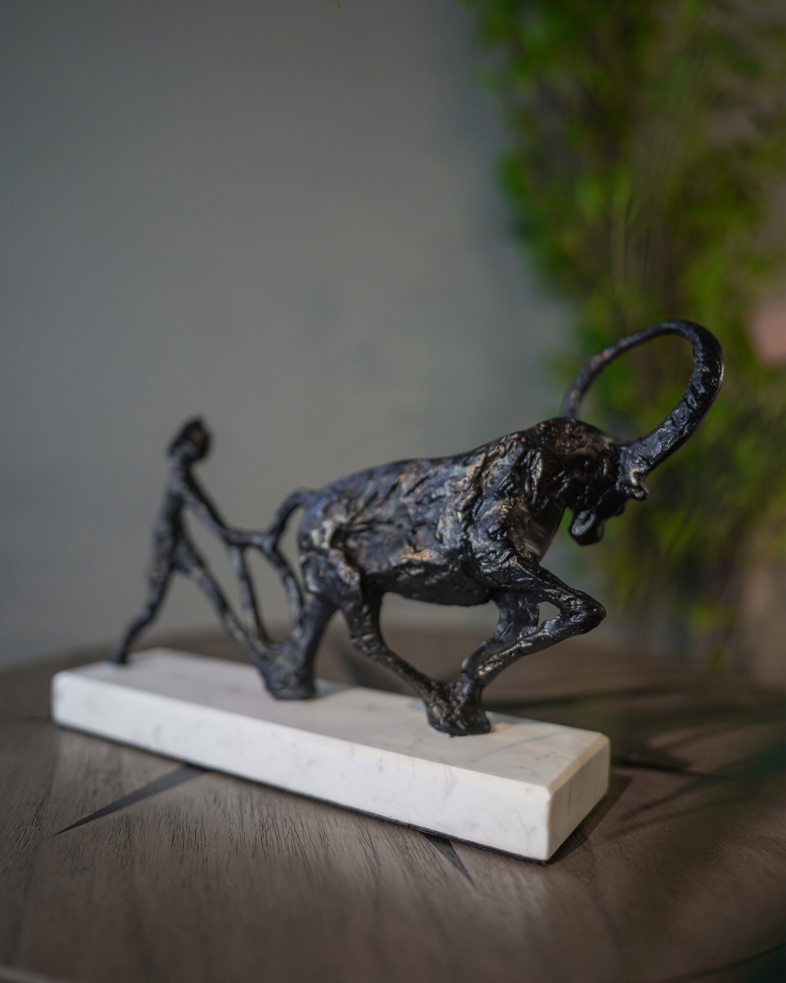Black Resin-Metal Art