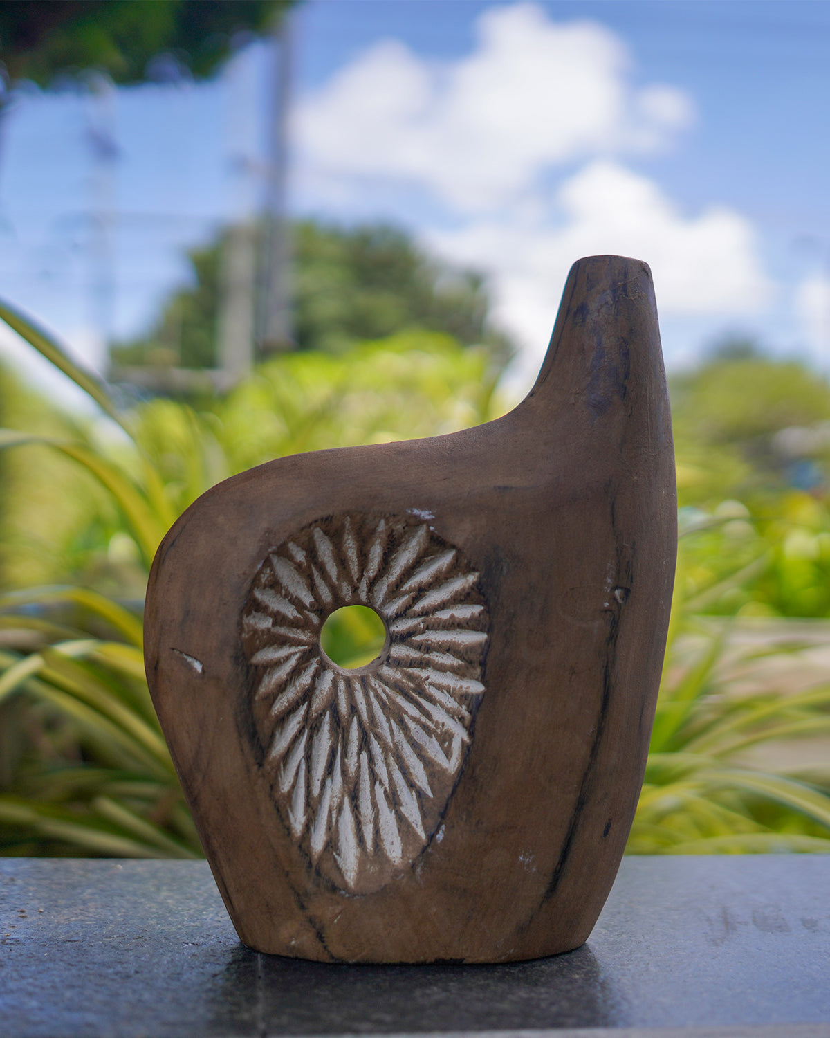 Natural grain wood vase