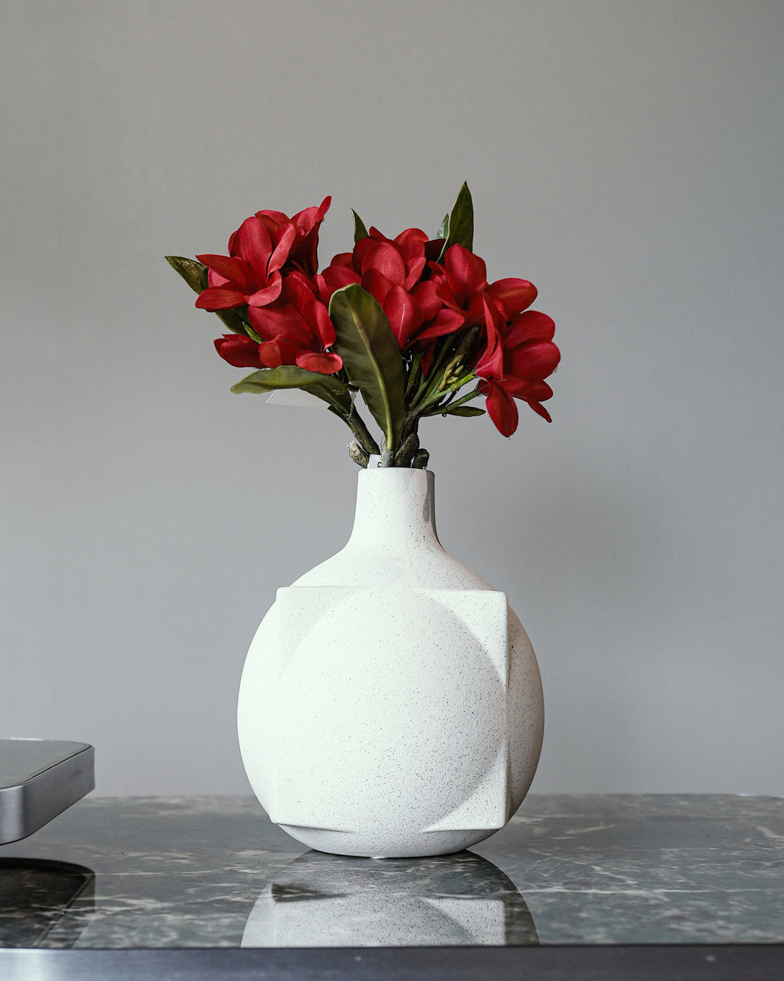 Ball shaped vase