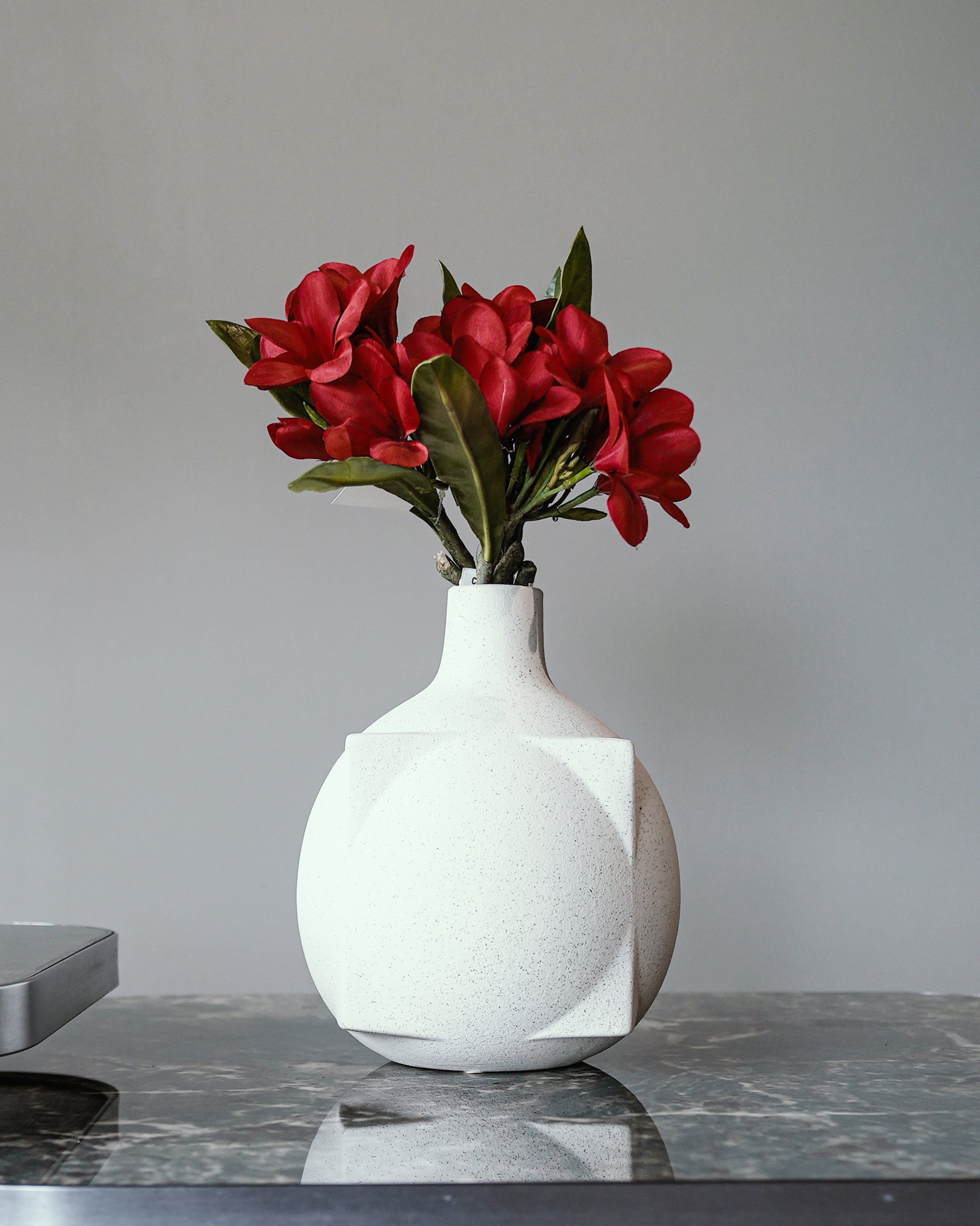 Ball shaped vase