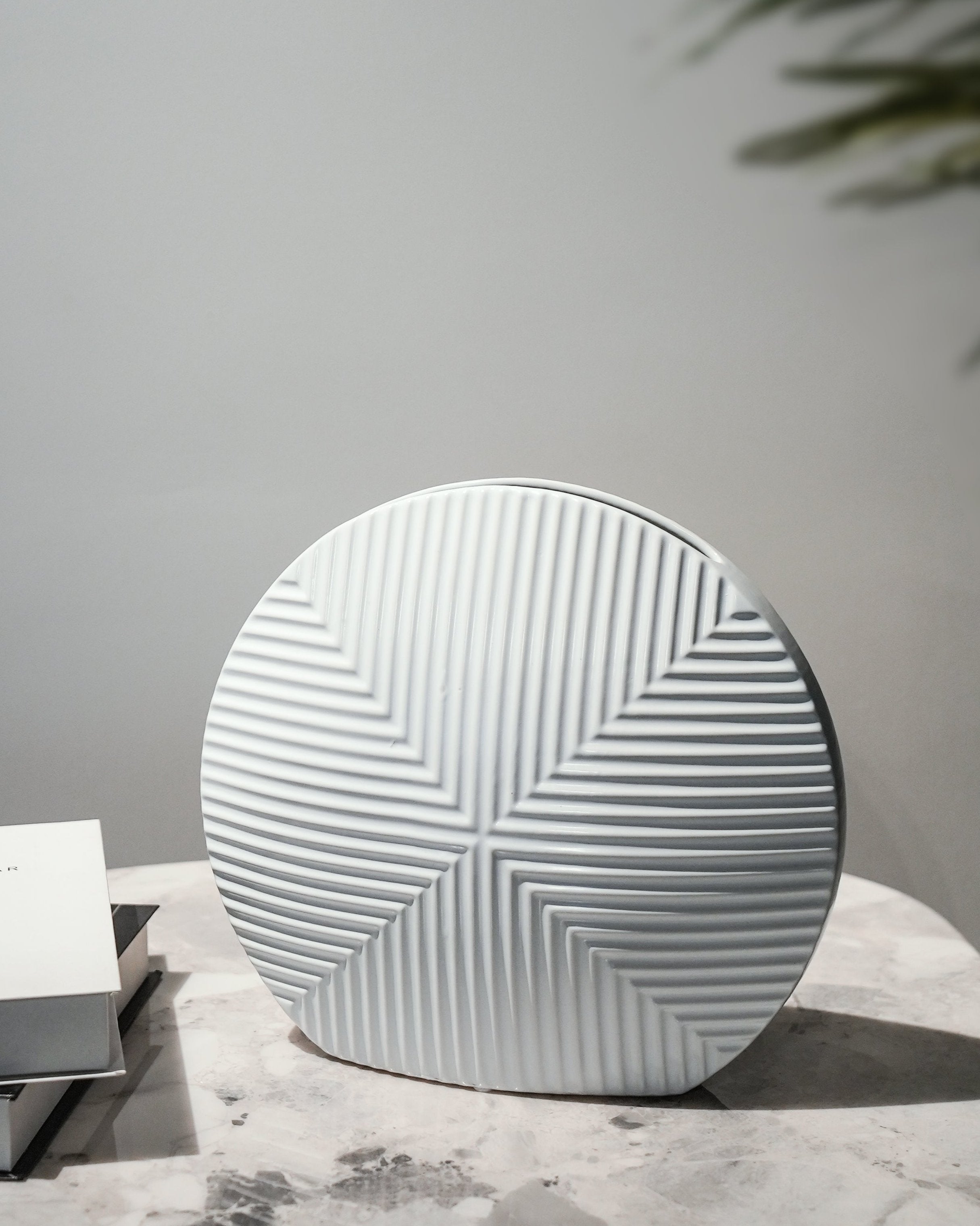 Geometric White Ceramic Decorative Bowls