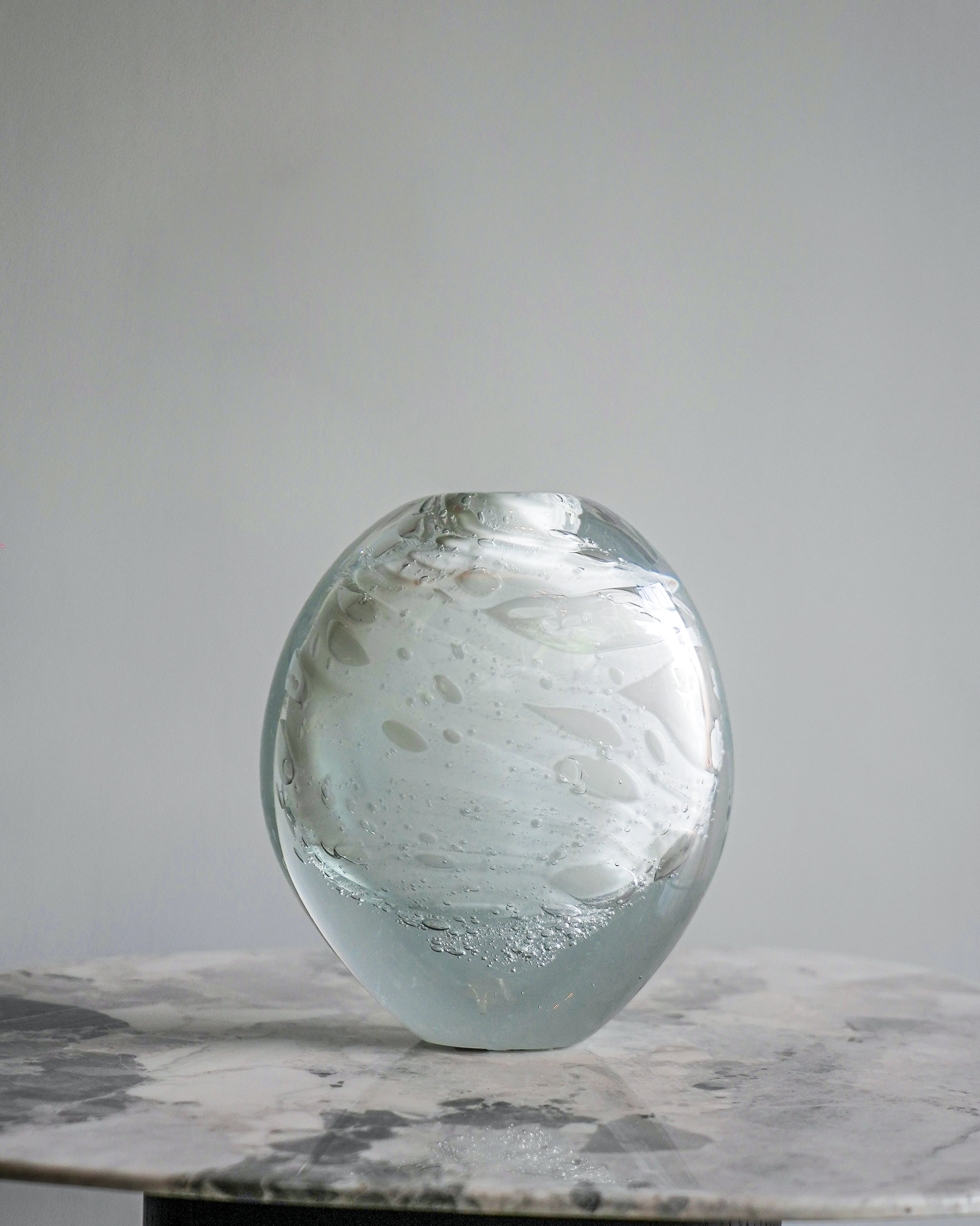 Glass vase