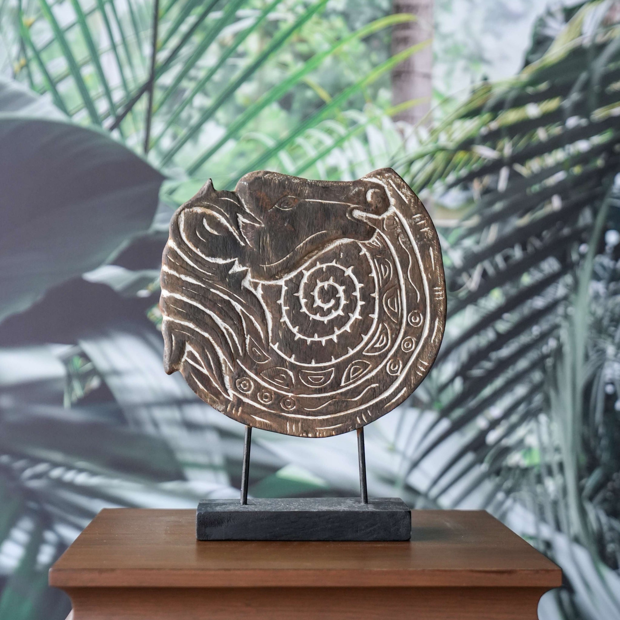 Almor – Banyan Art