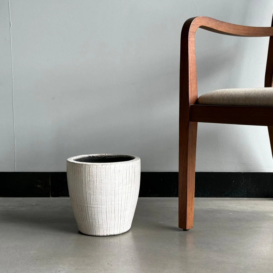 Ivory Strata Planter