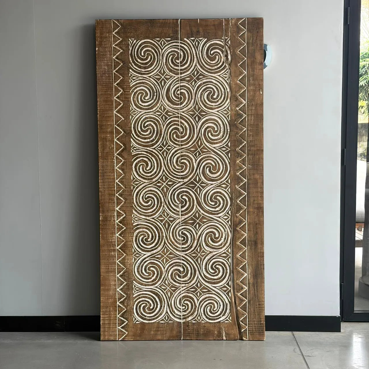Wall Stand