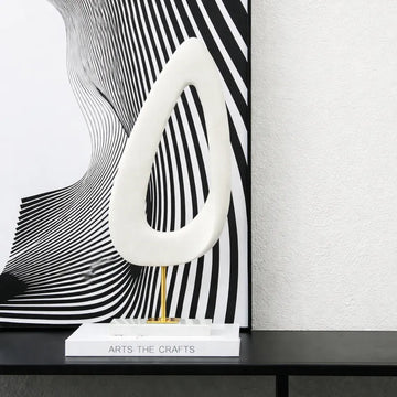 Rounded decorative ornament