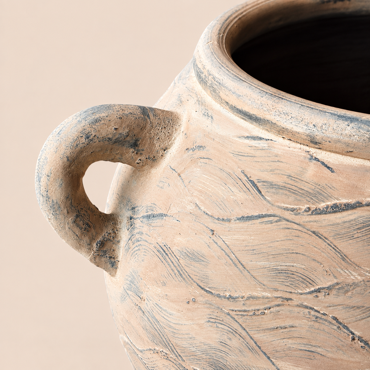 Elara Pot
