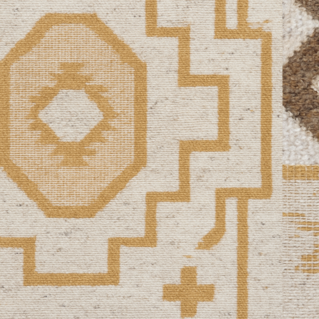 GOLD BROWN POLYESTER RUG