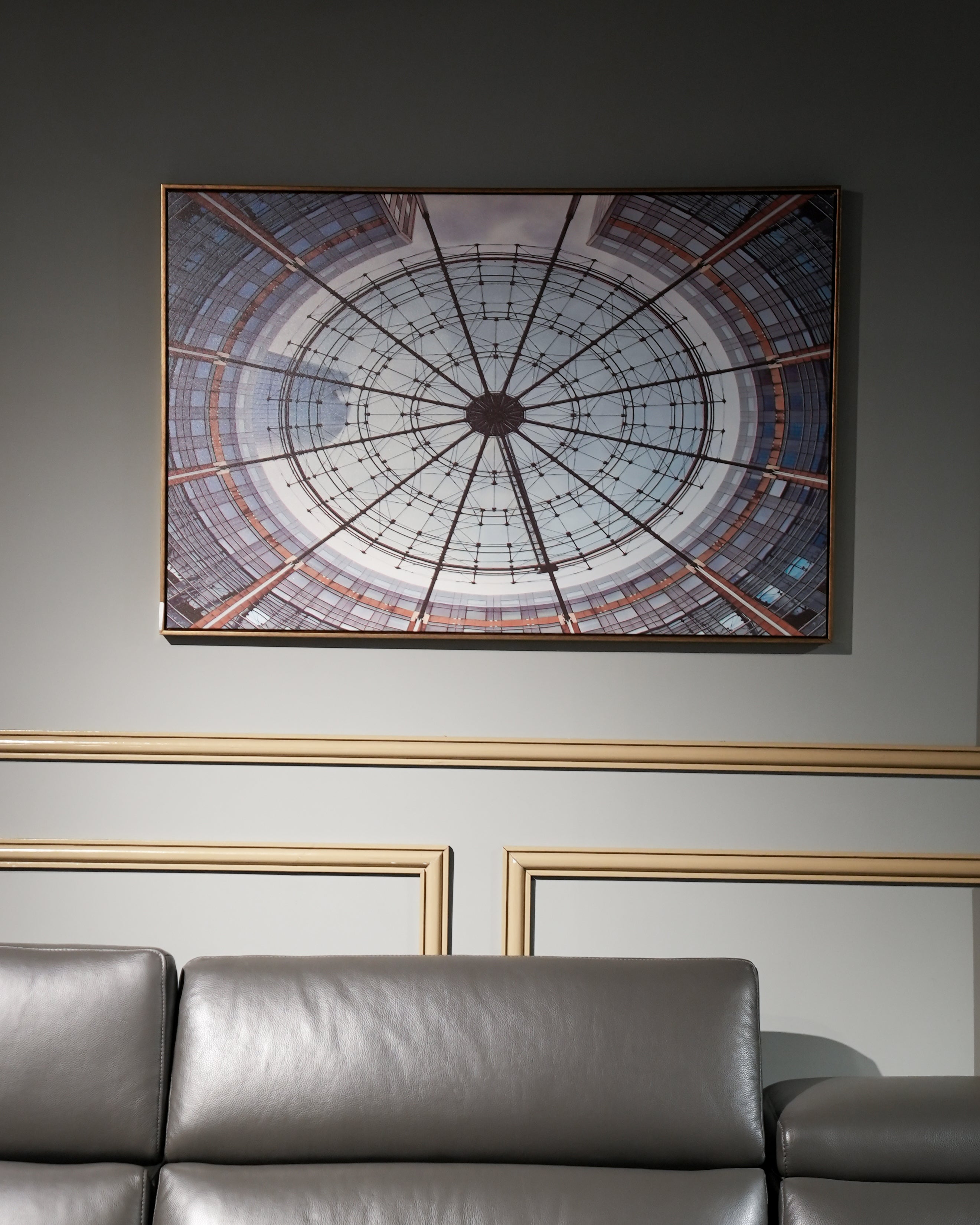 Single-Frame Spray-Paint Wall Art