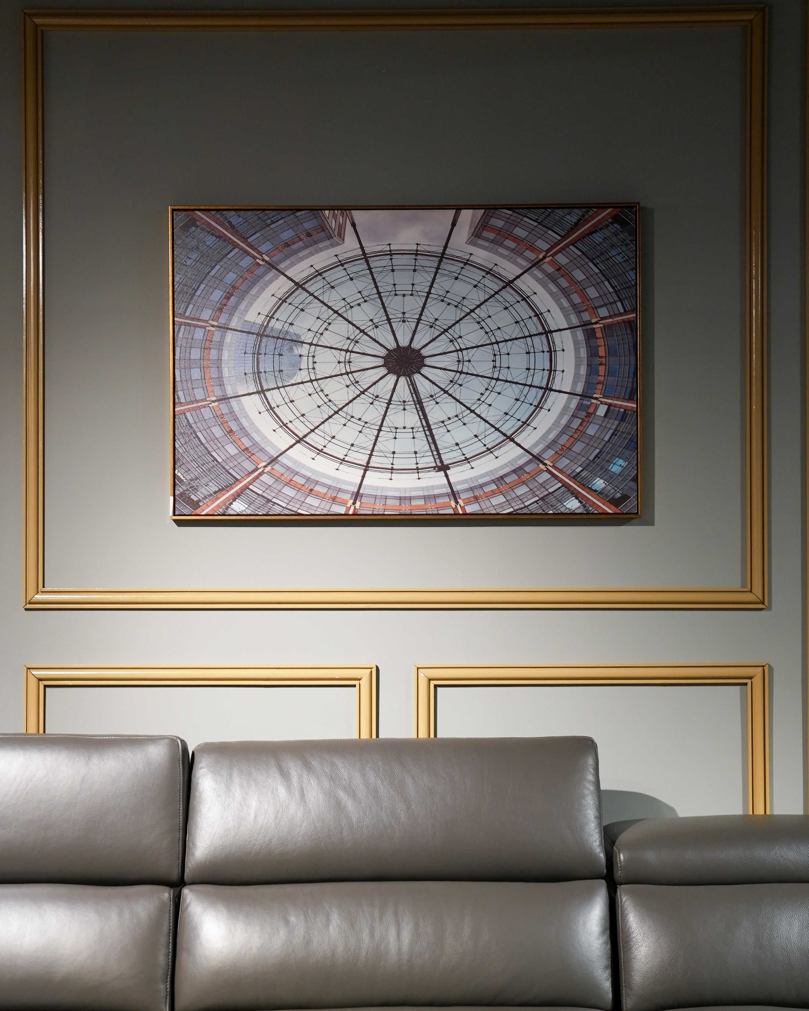 Single-Frame Spray-Paint Wall Art