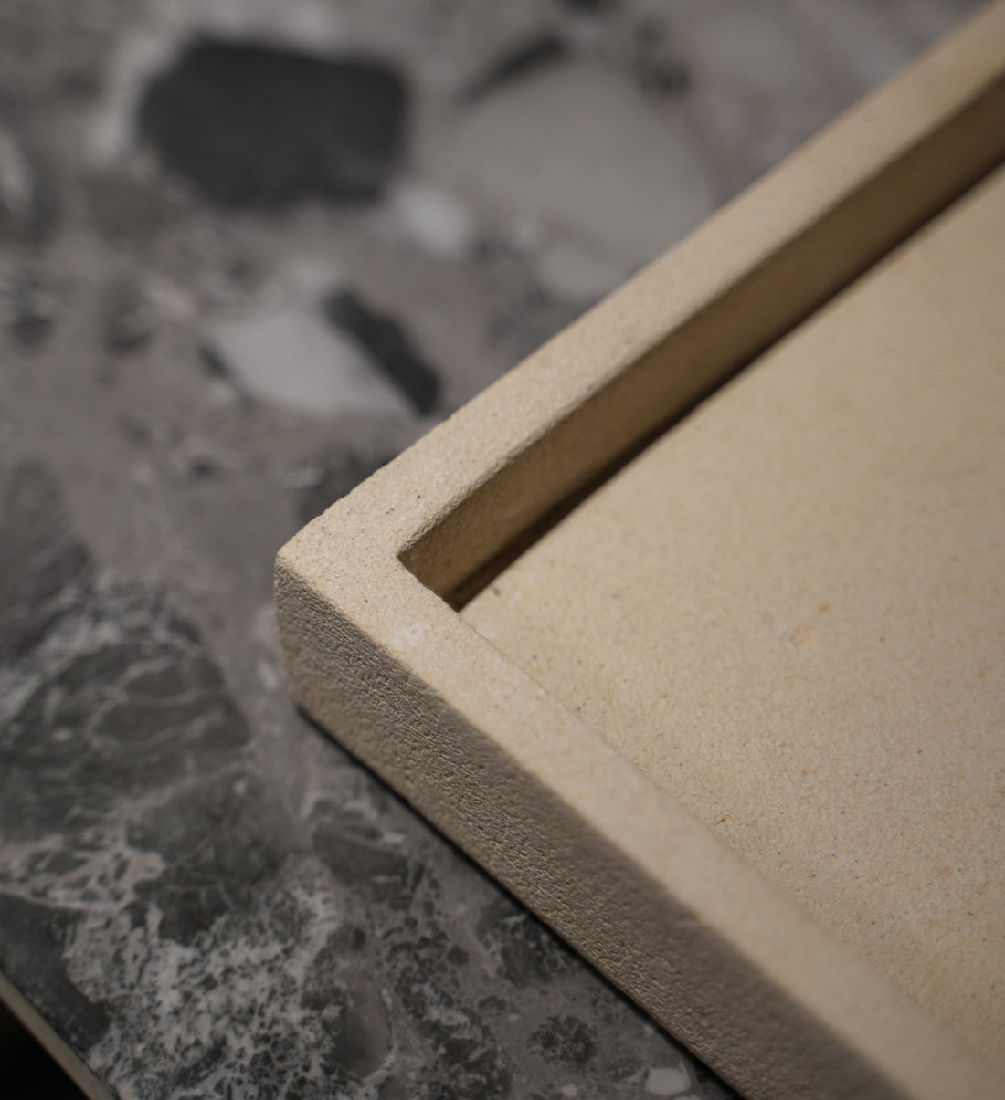 CERAMIC TRAY