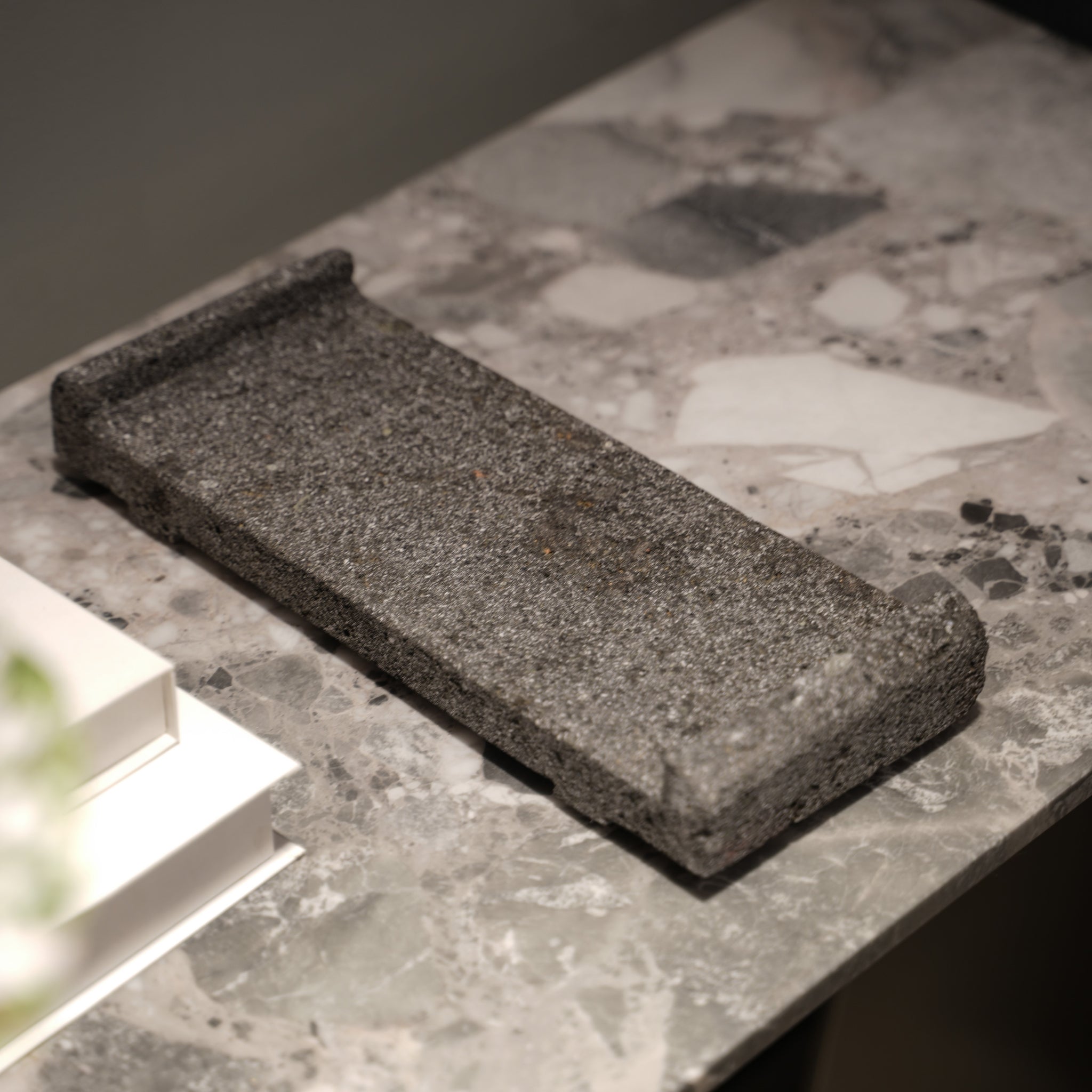 CERAMIC STONE TRAY