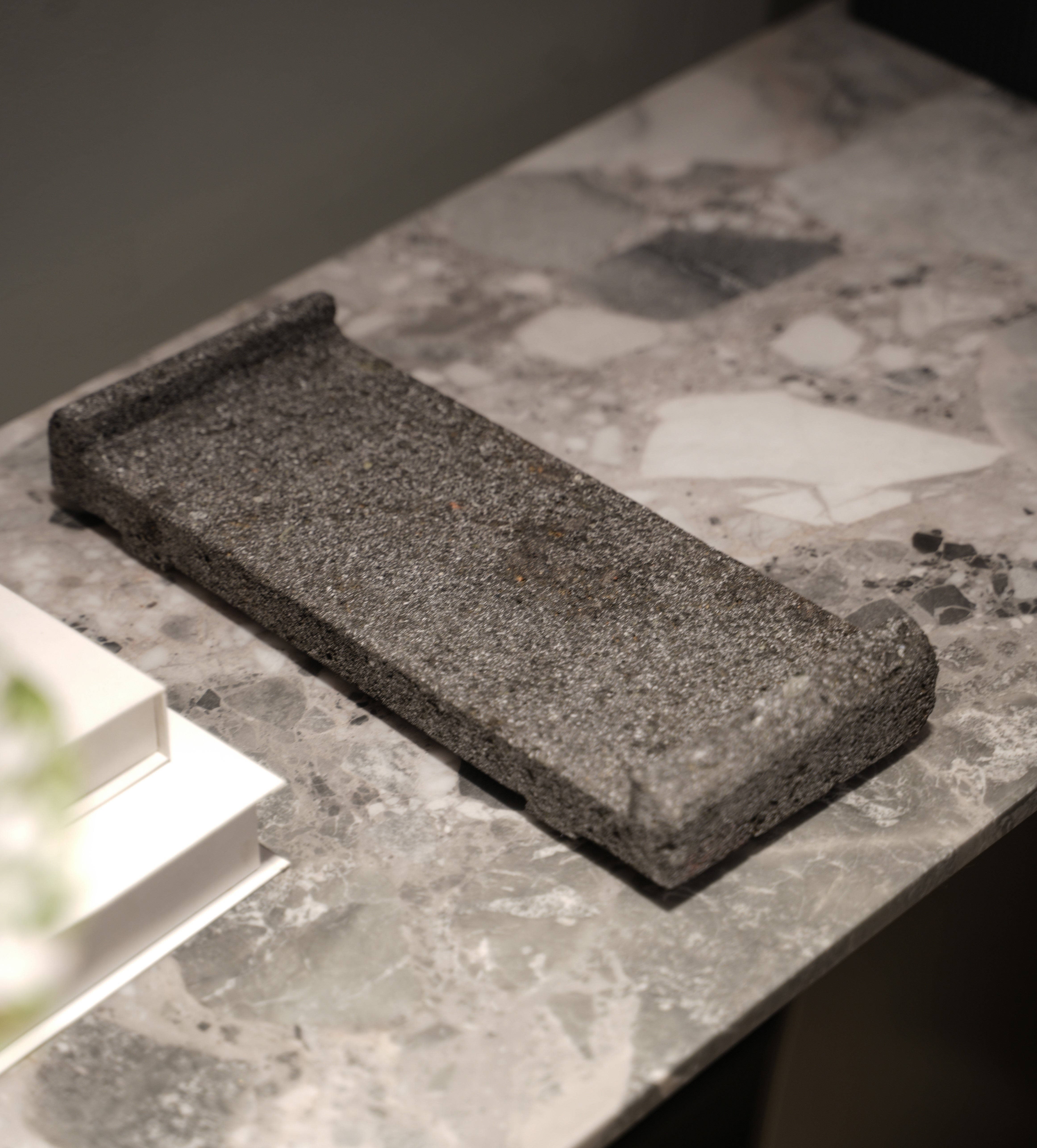 CERAMIC STONE TRAY