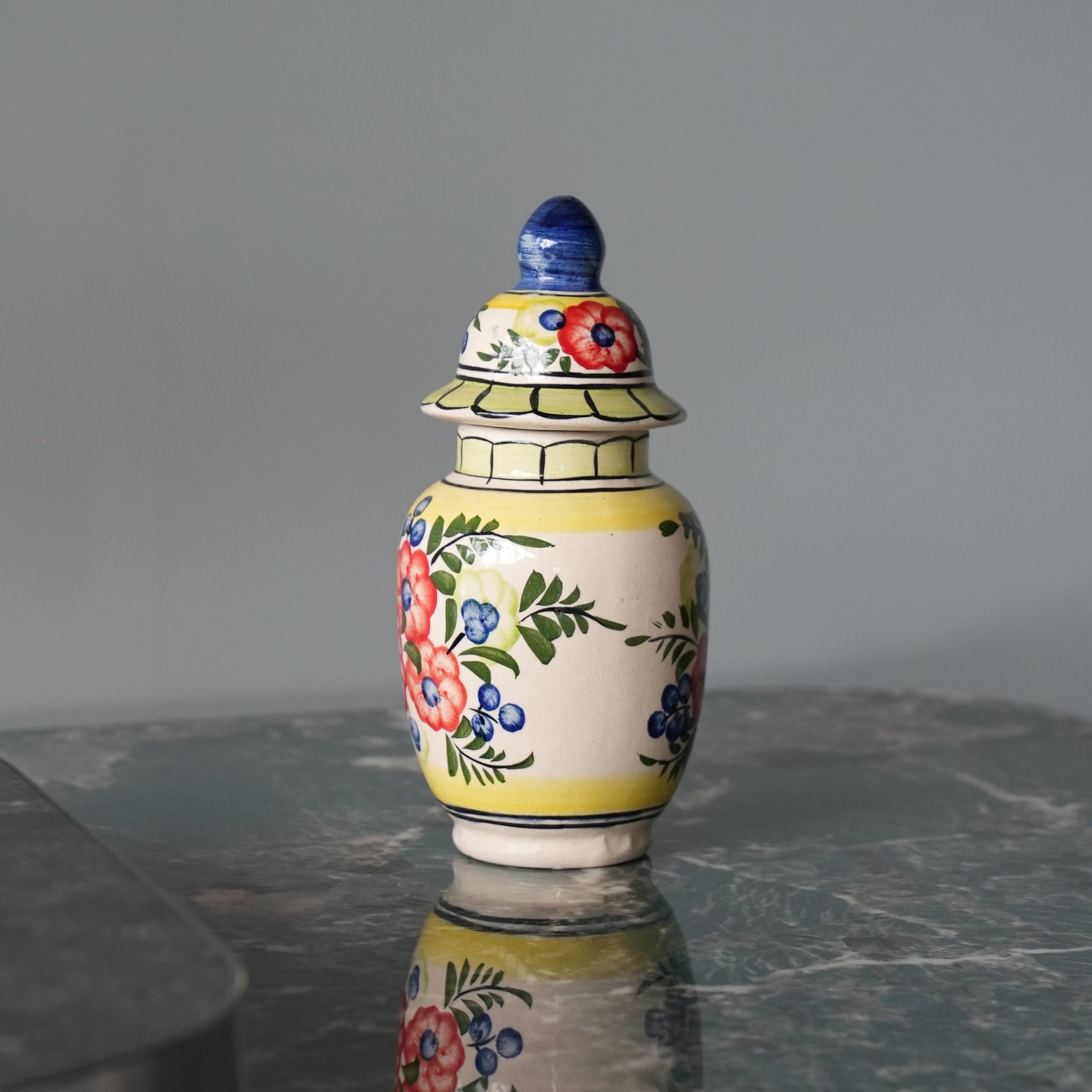 VASE