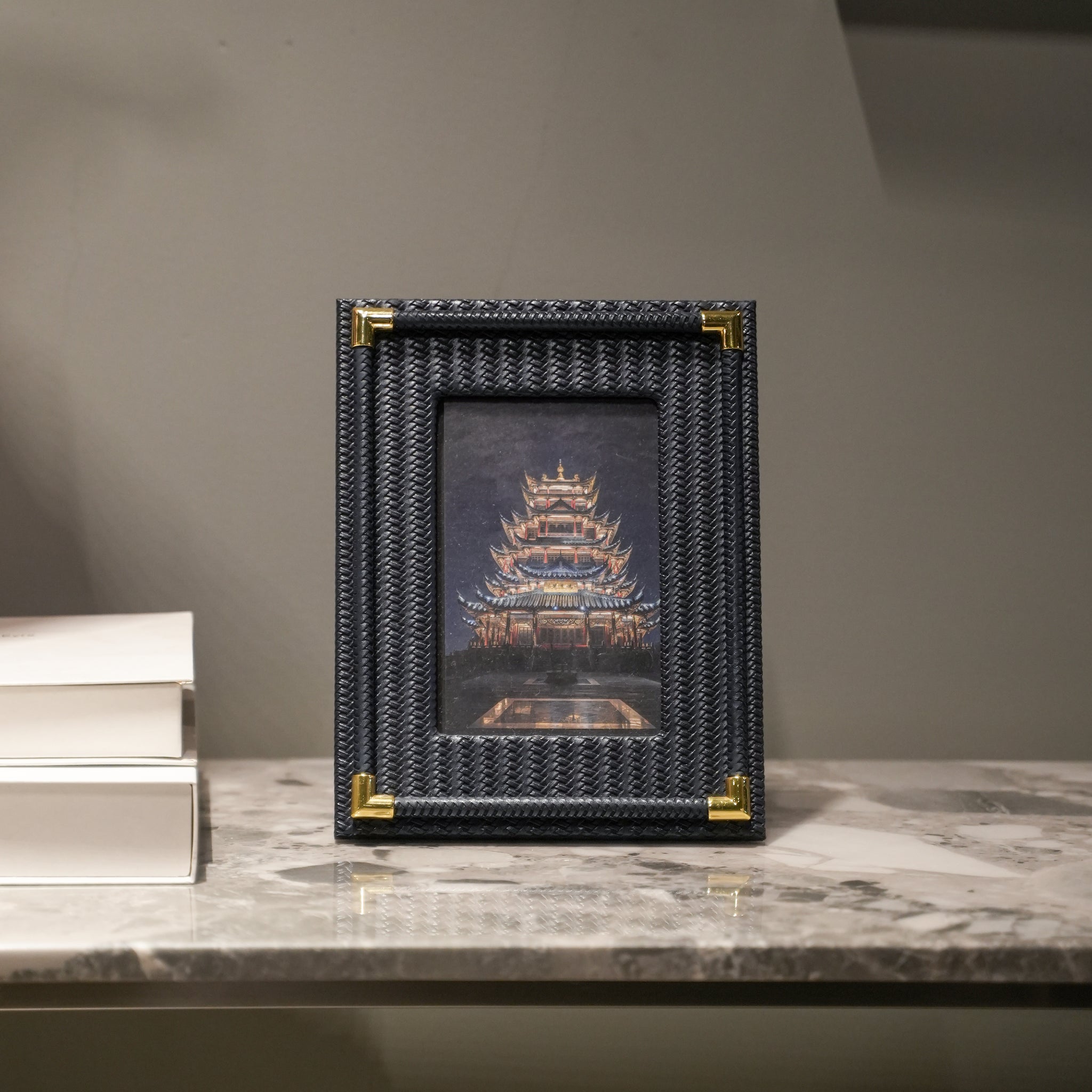 METAL PHOTO FRAME