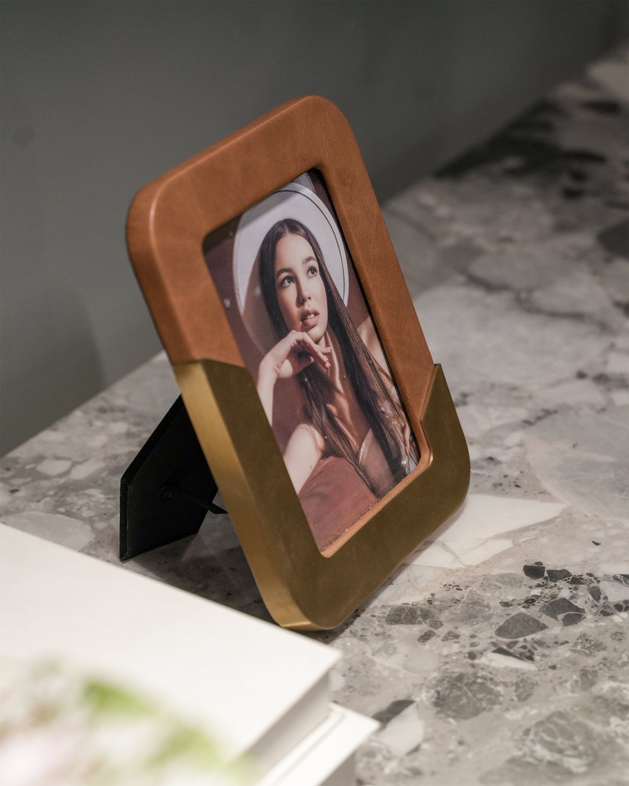 Elegant Photo Frame