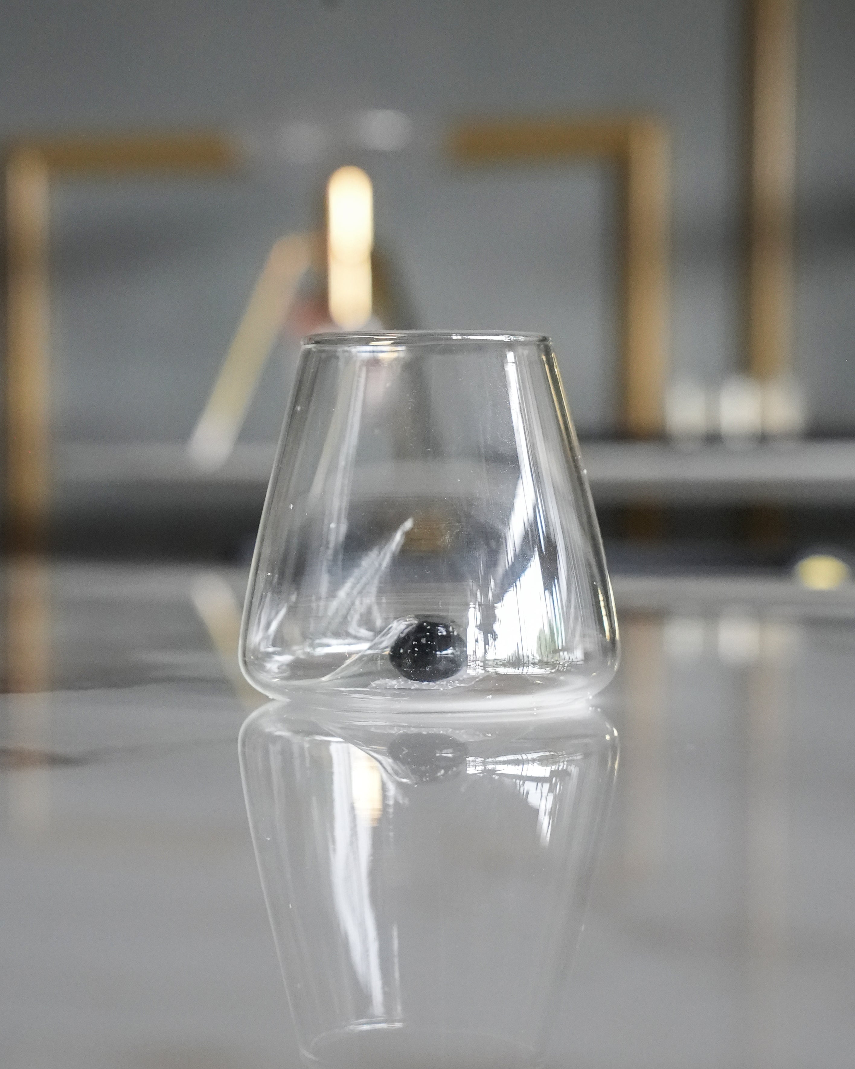 GLASS DECOR