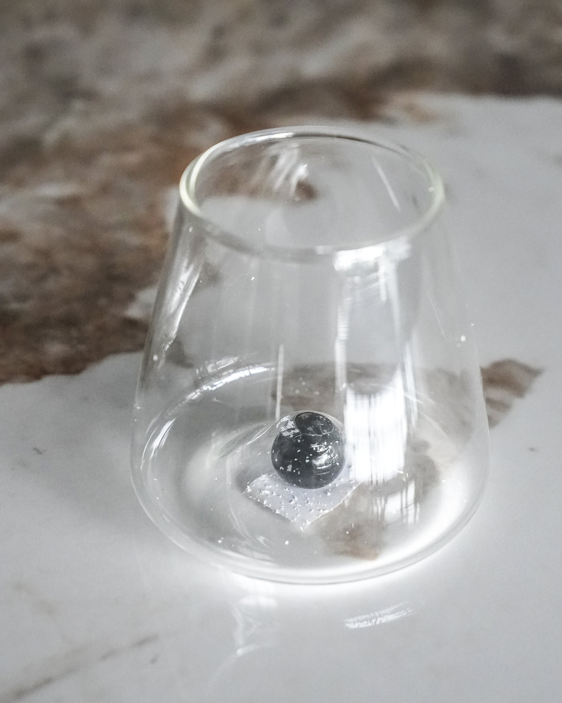 GLASS DECOR