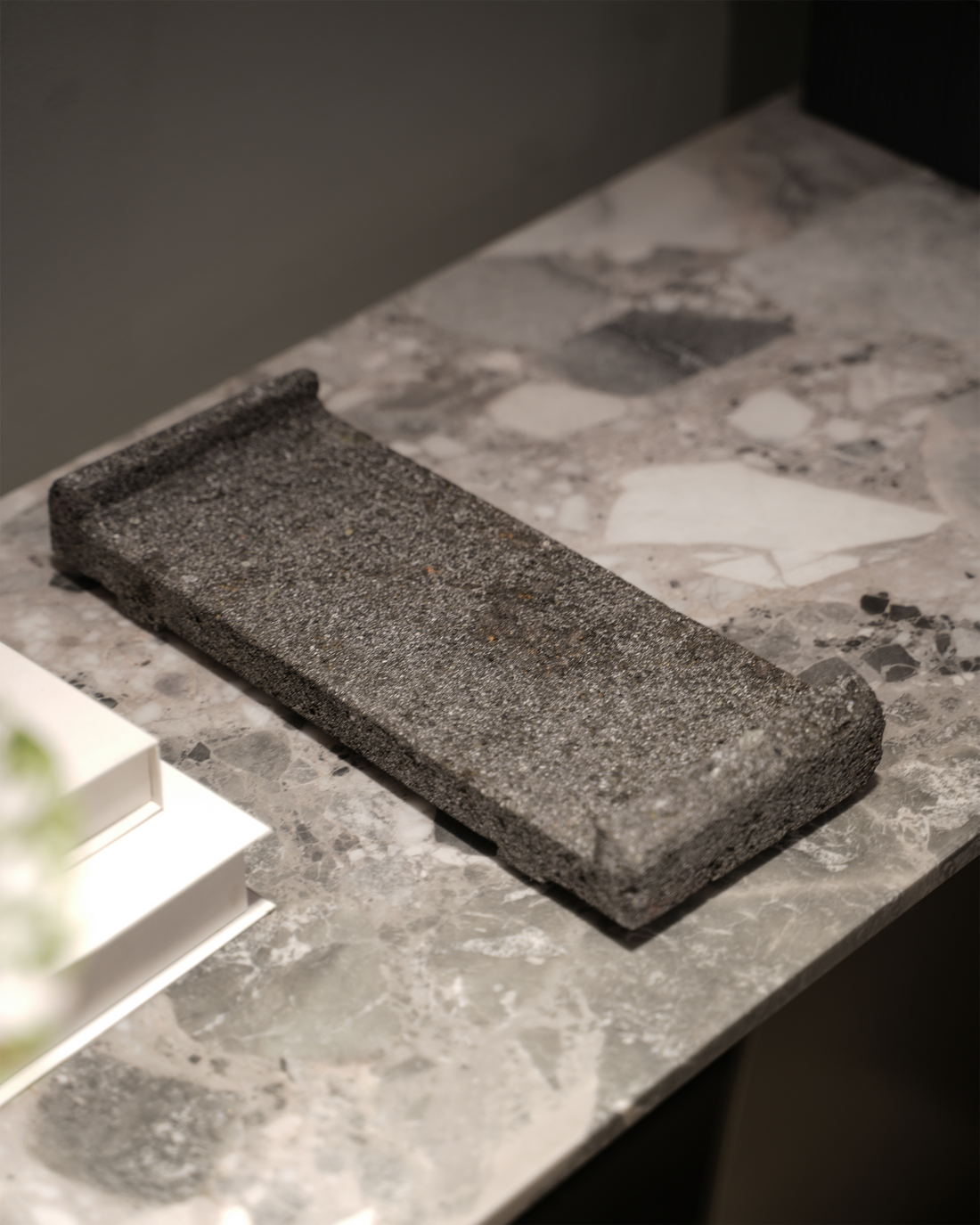 CERAMIC STONE TRAY