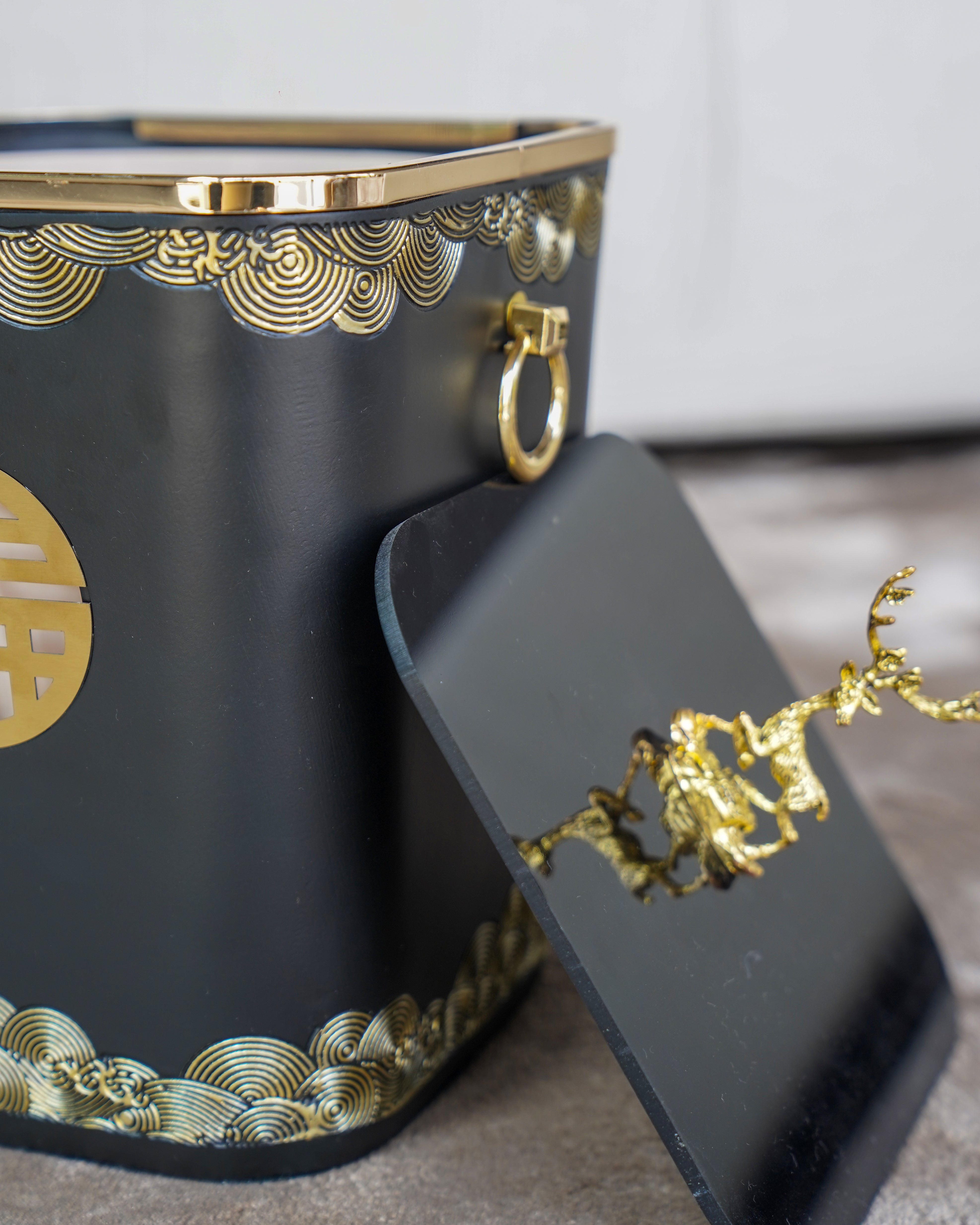 Azure Elegance Bin