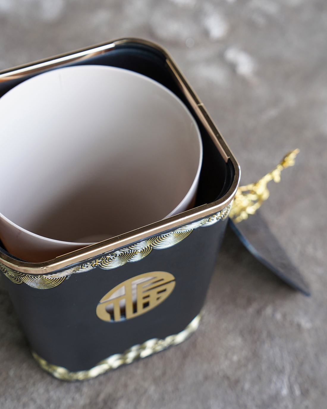 Azure Elegance Bin