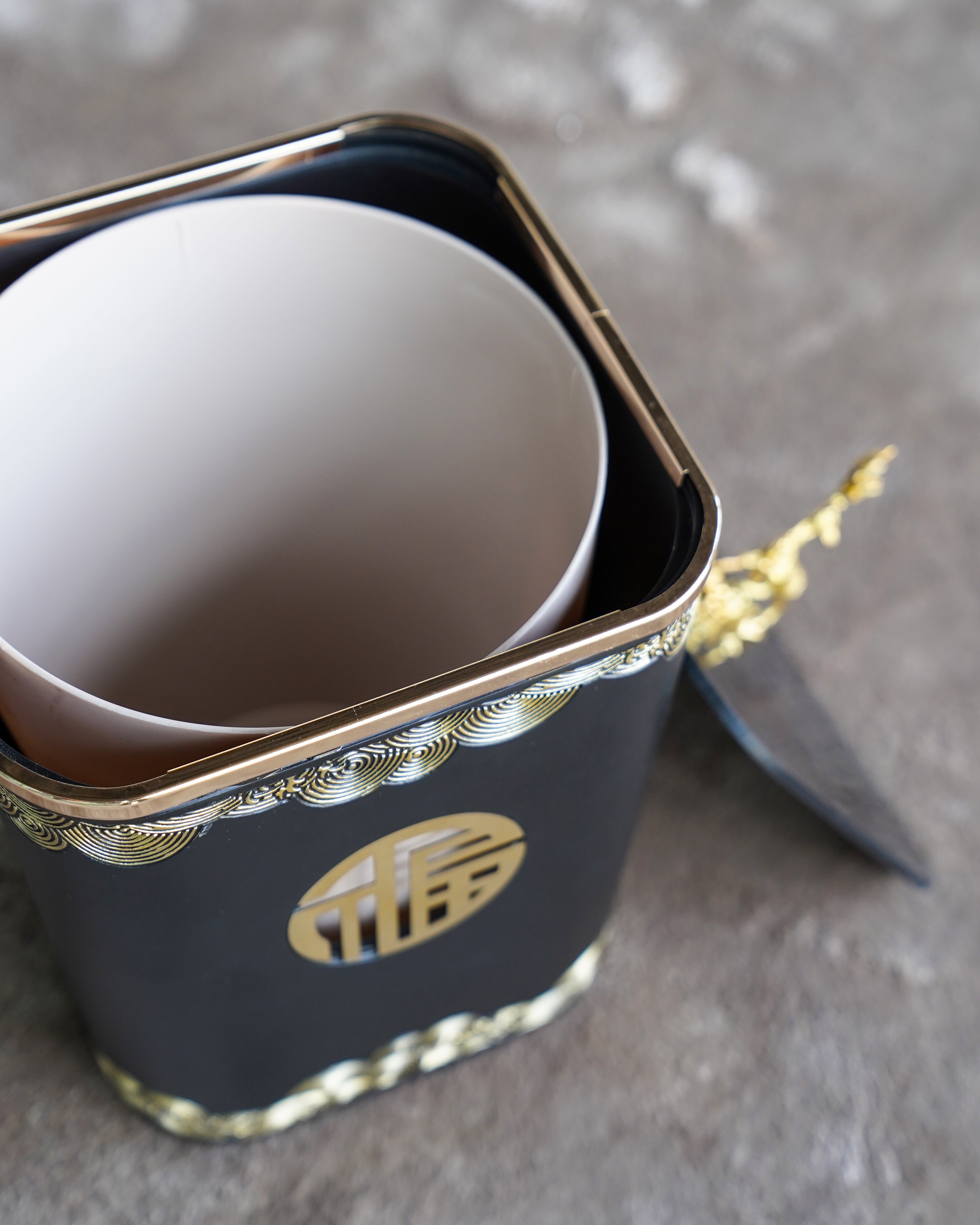 Azure Elegance Bin