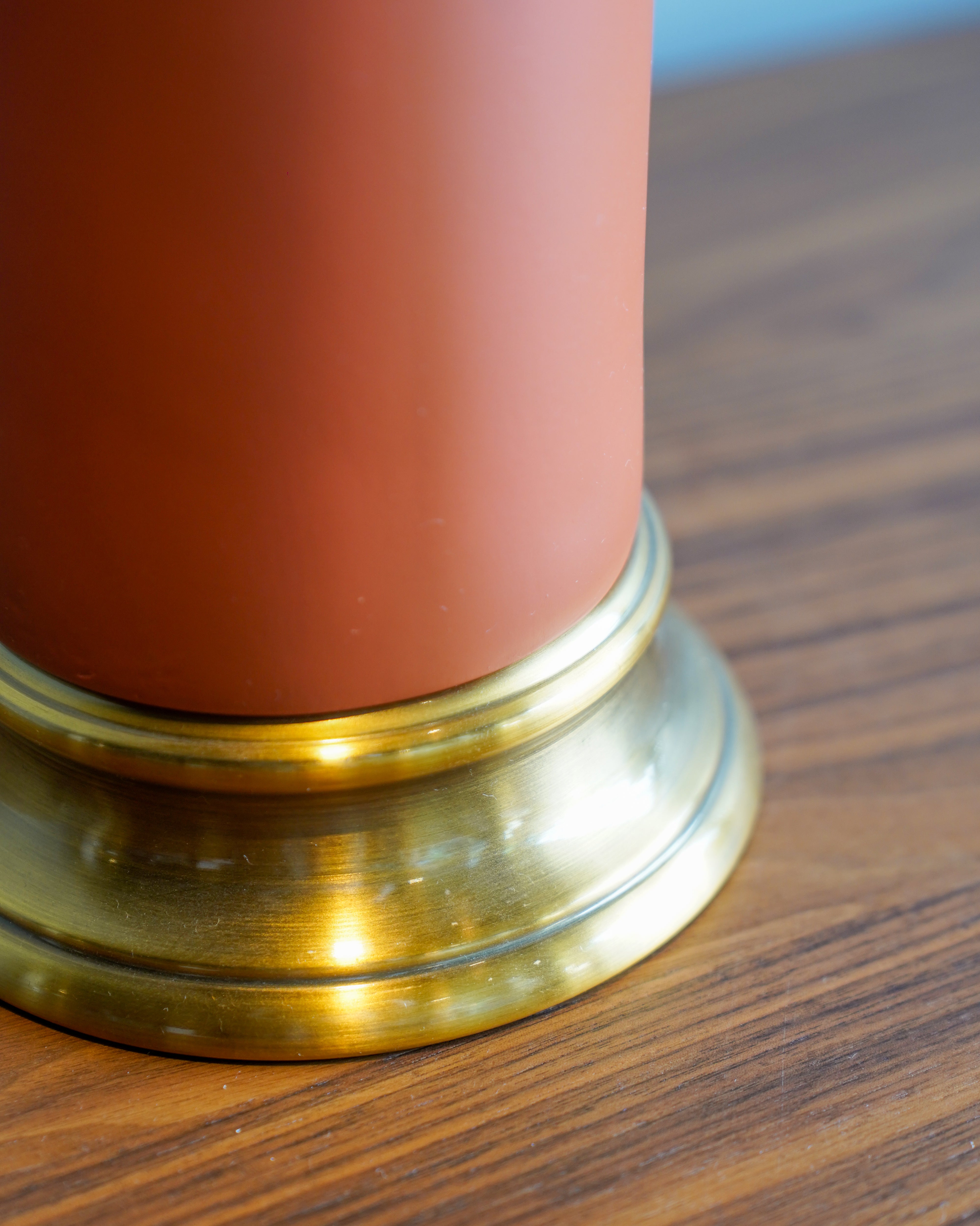 Modern Echo Vase