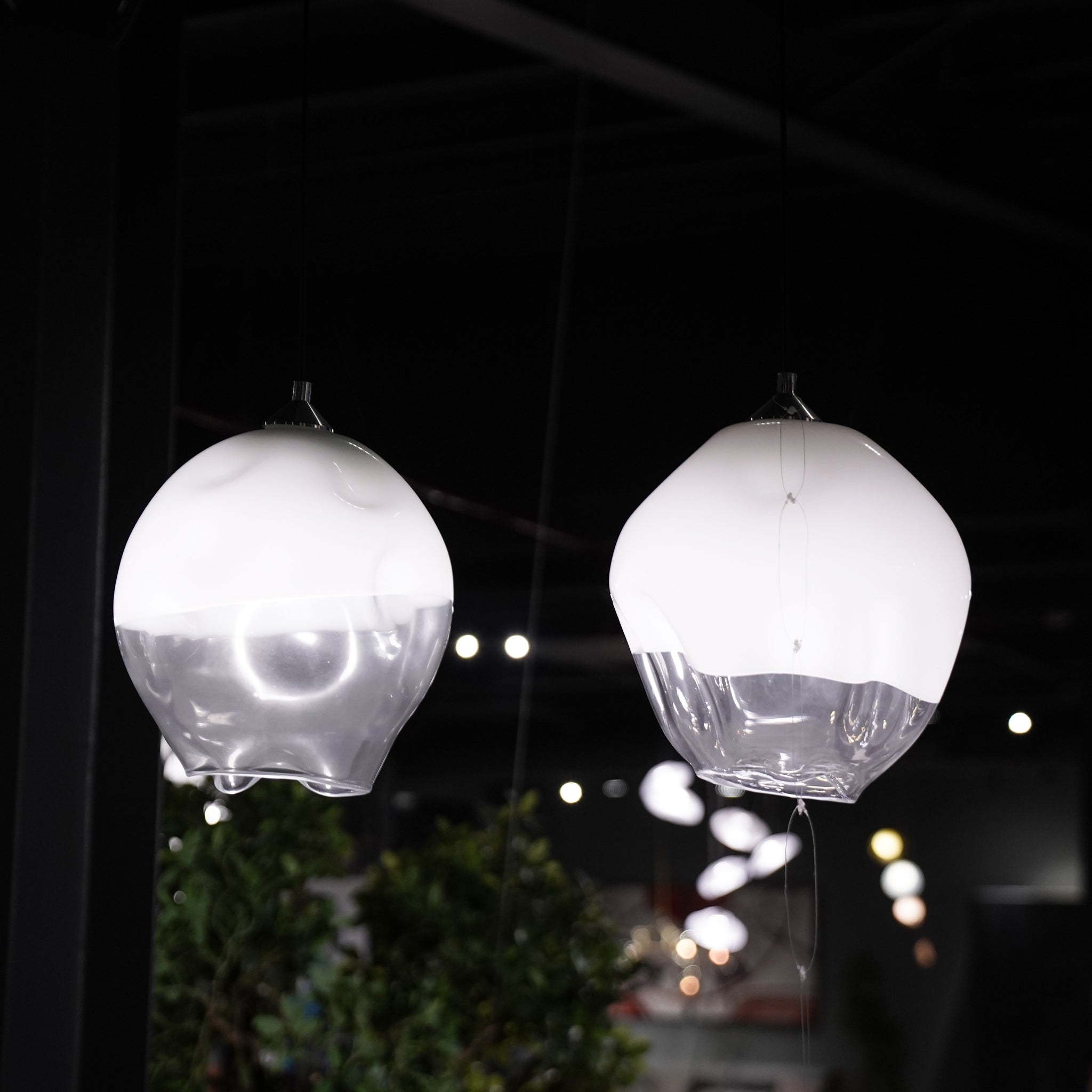 Carbon Steel Diminuendo Floor-Lamp