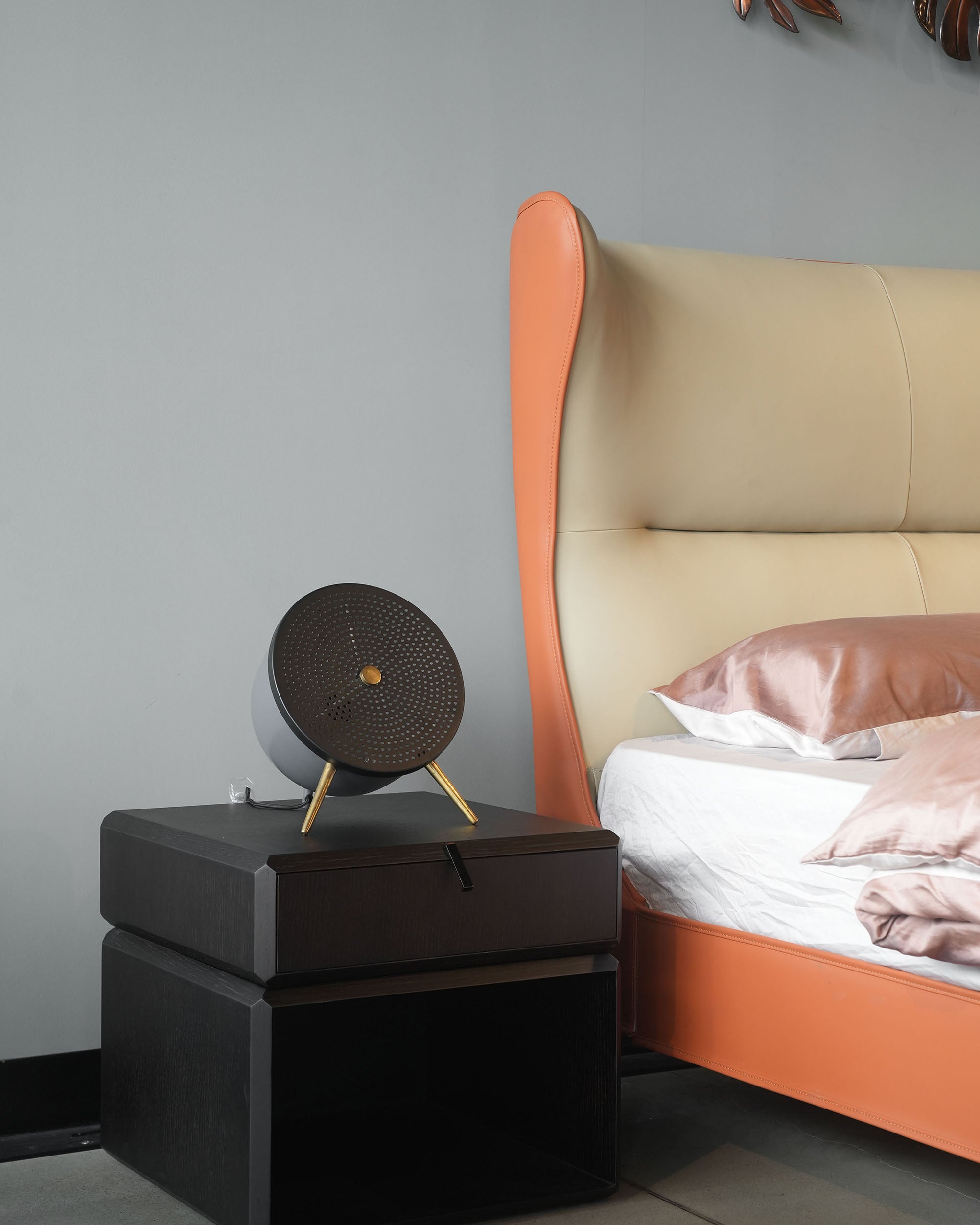 Iron Free-Standing Accent Lamp