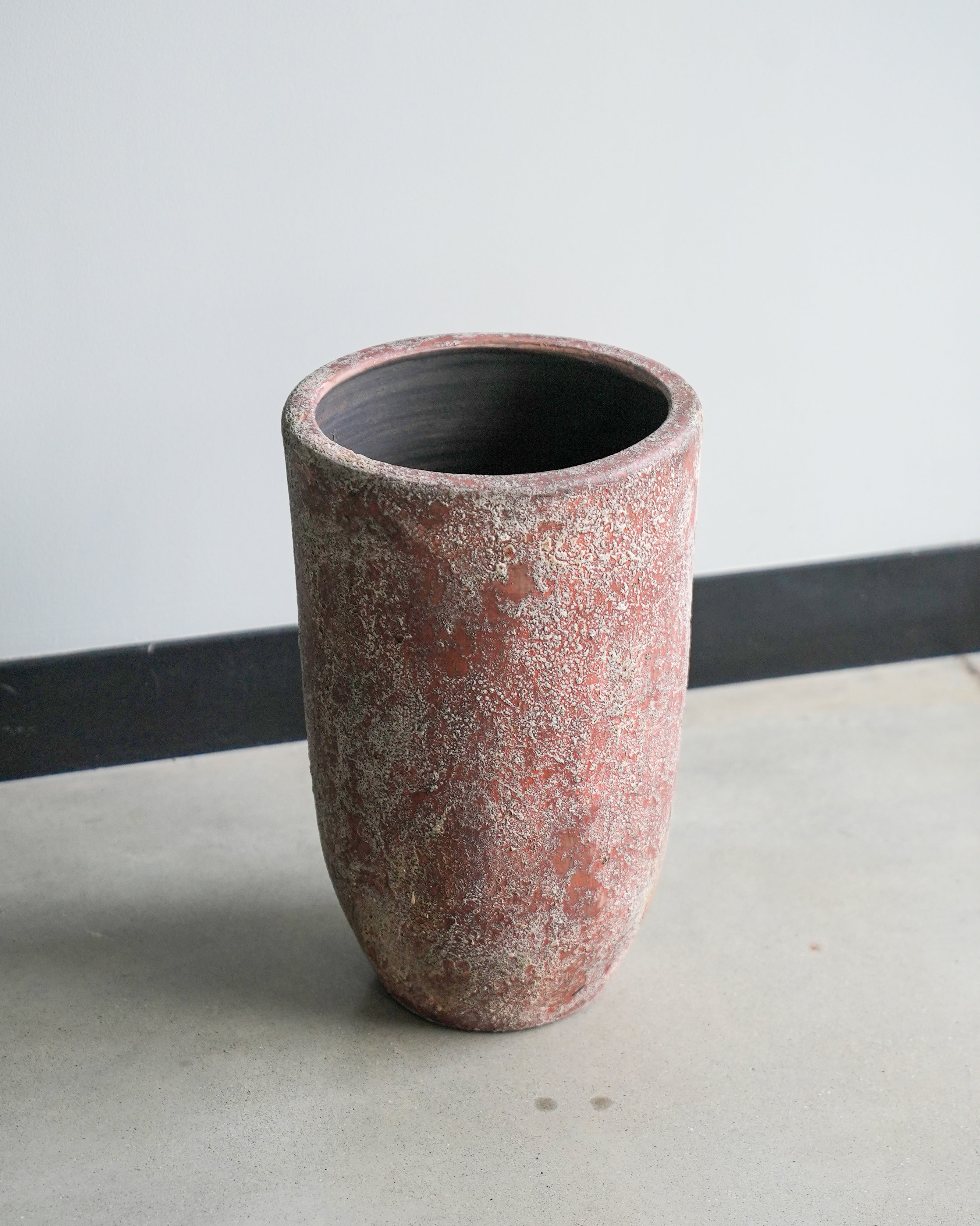 Ceramic pot