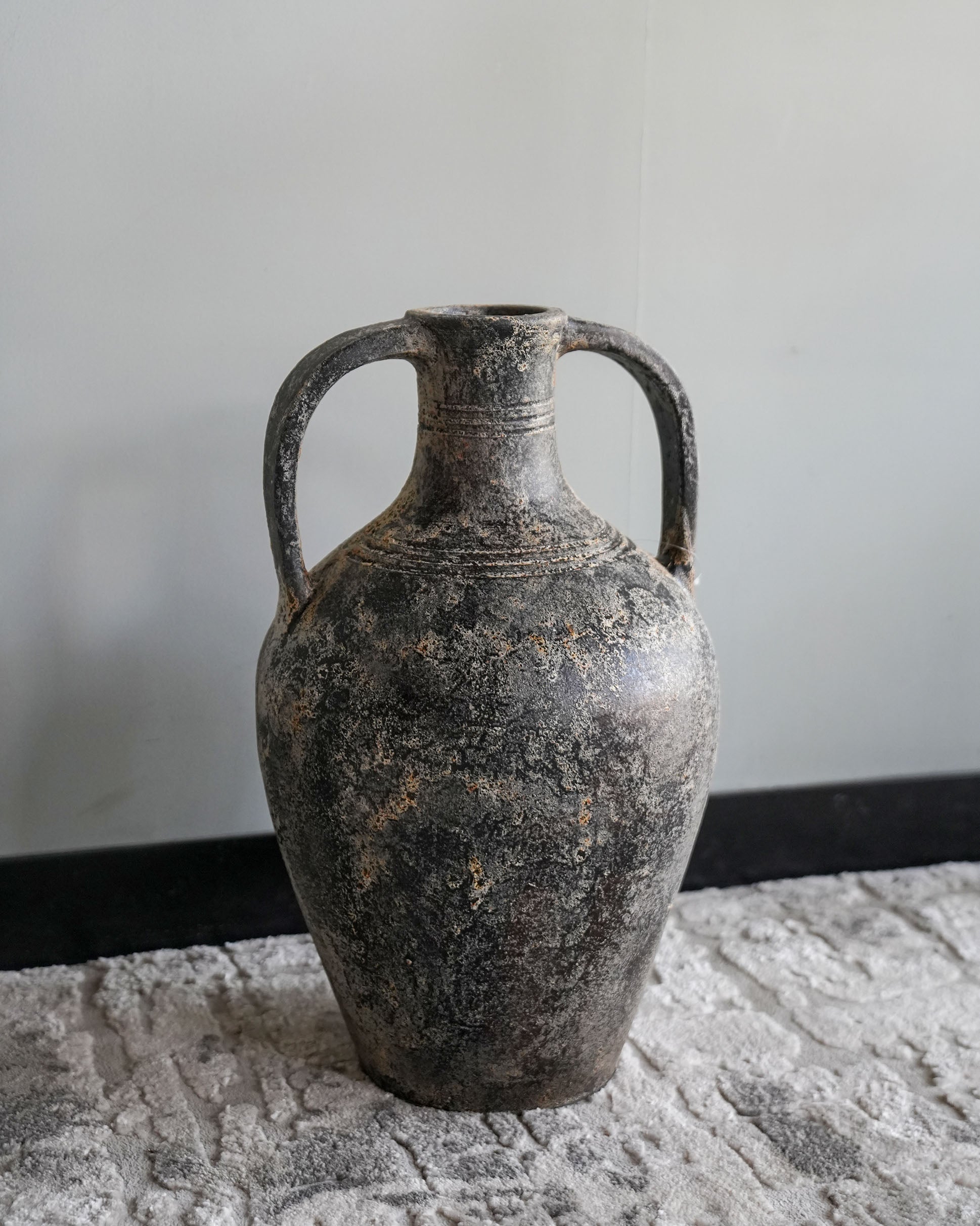 Grande Earth Vessel