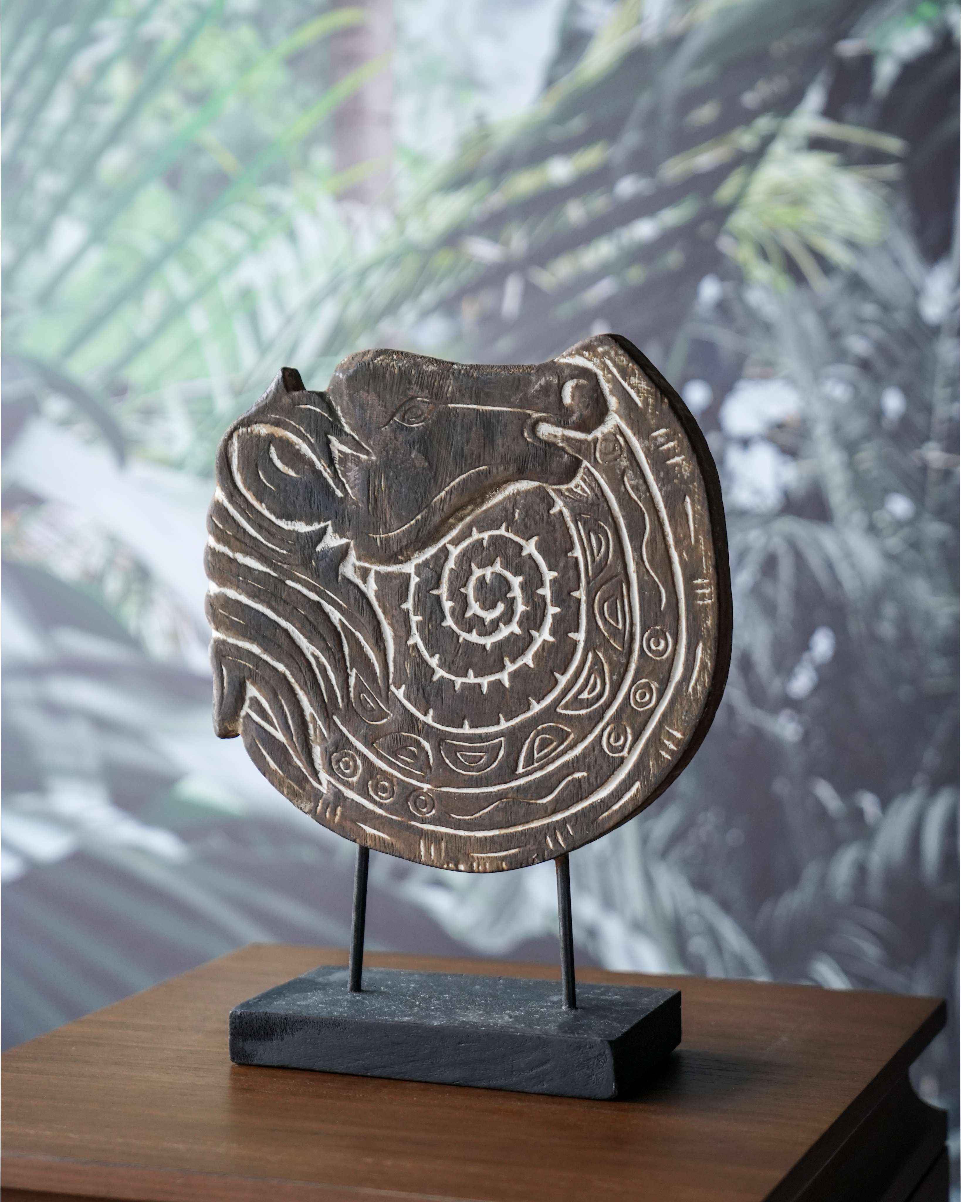 Almor – Banyan Art
