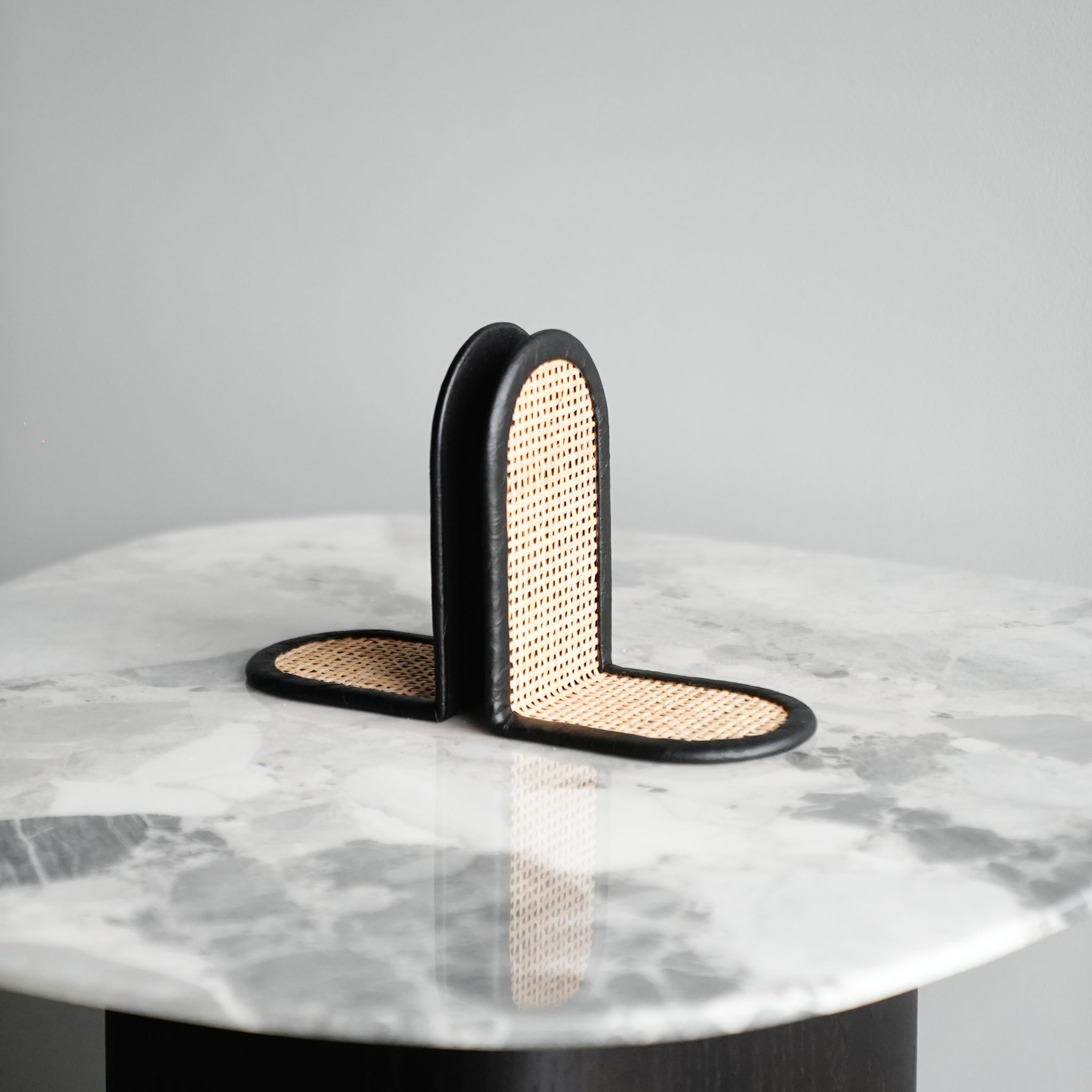 RATTAN BOOKEND