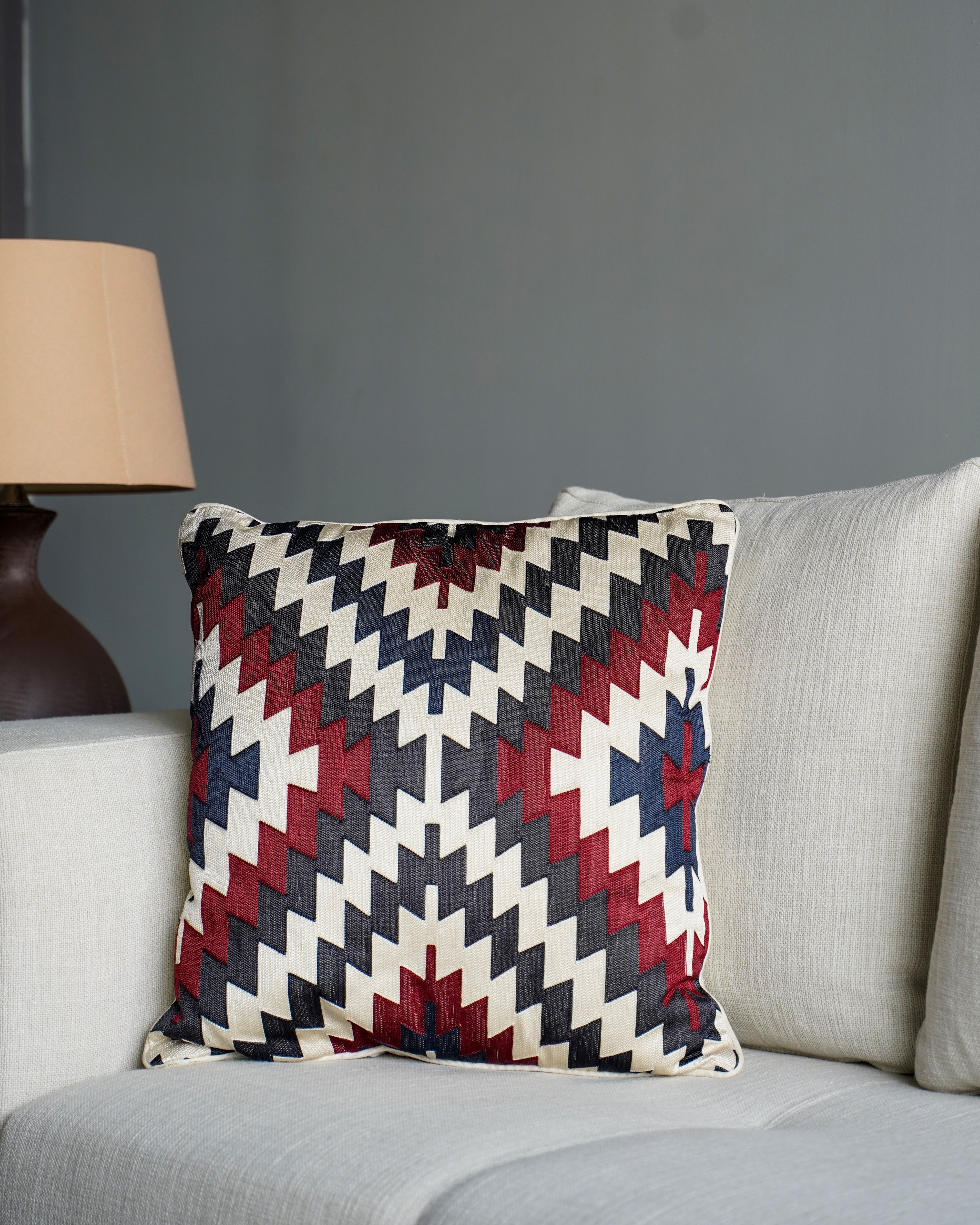 CUSHION