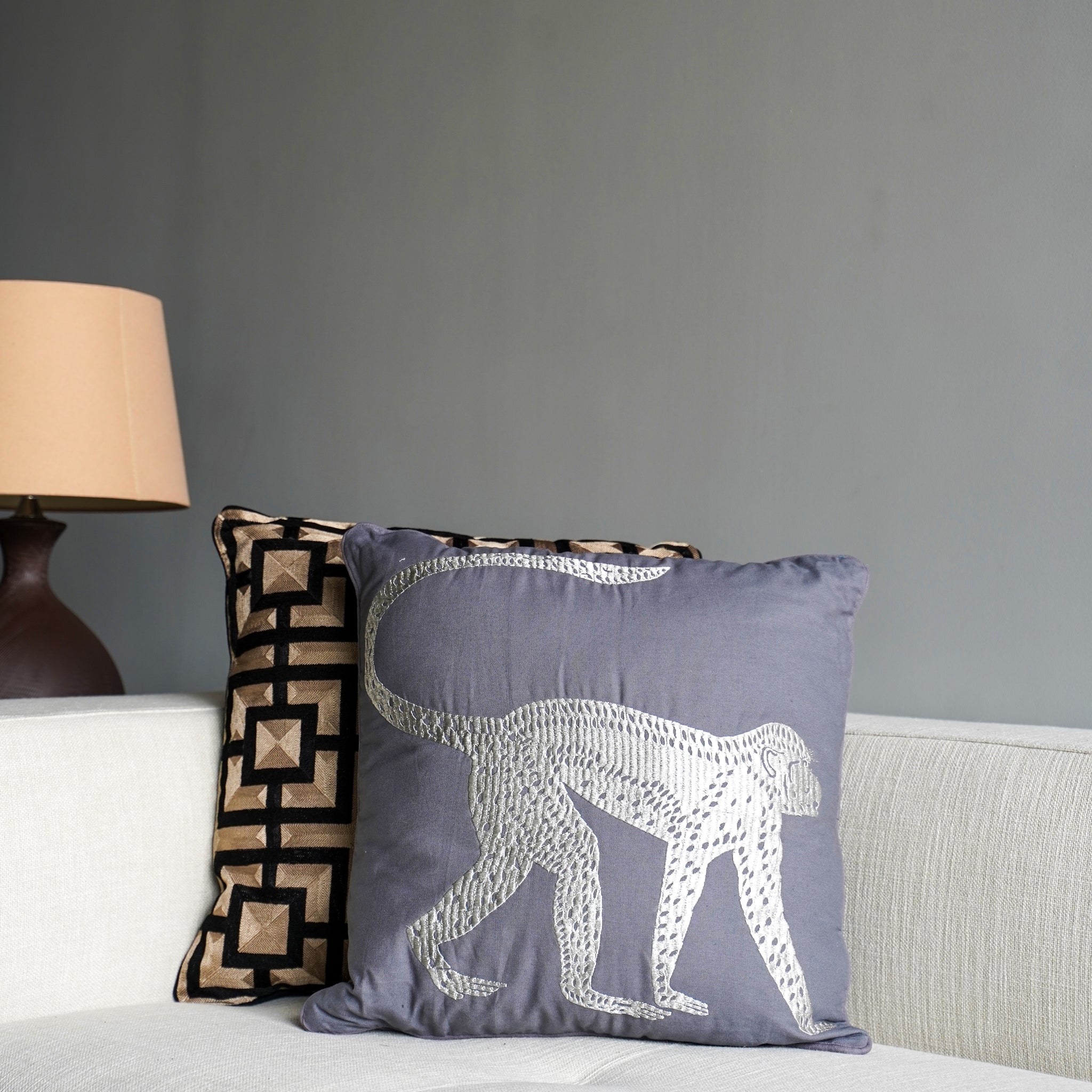 CUSHION