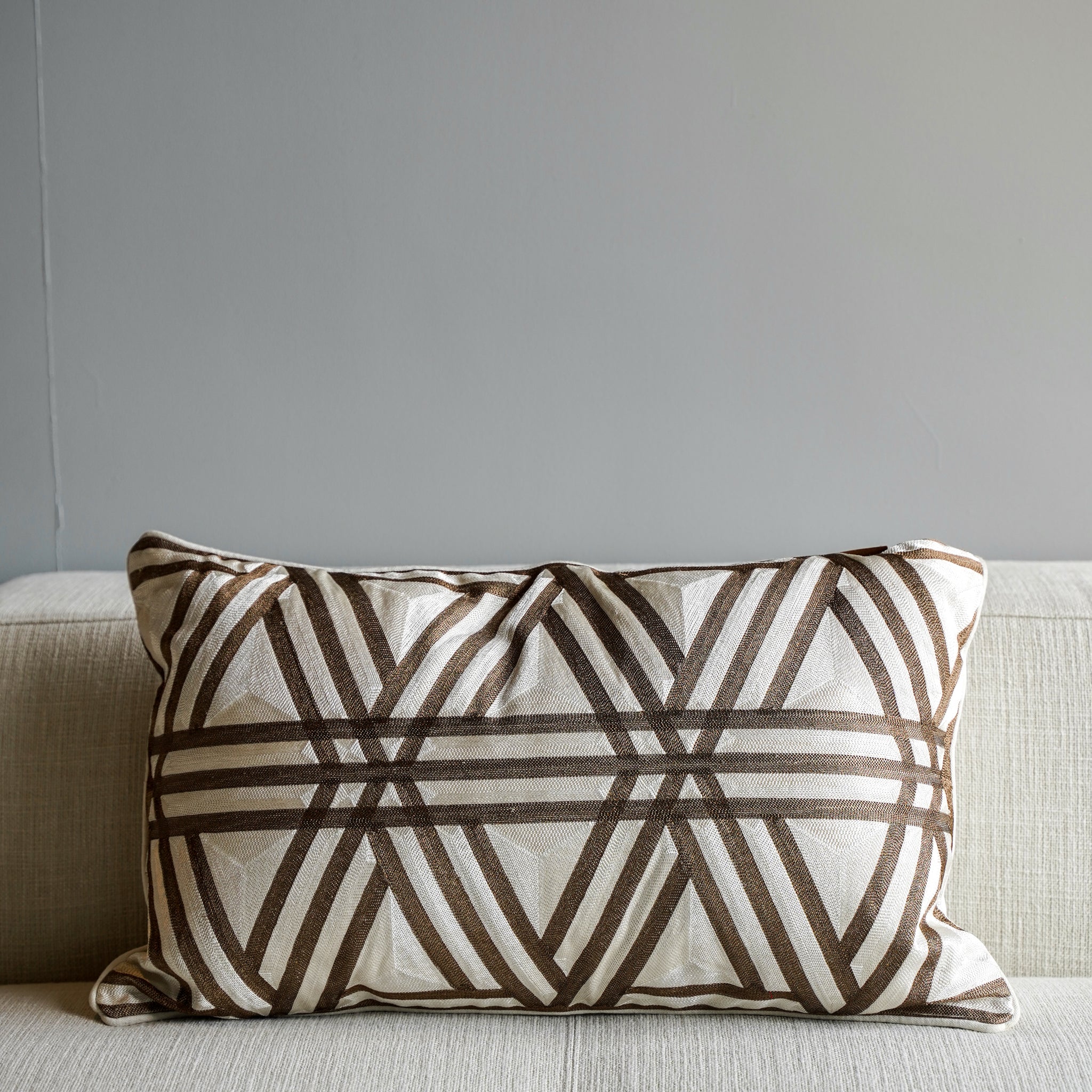 CUSHION