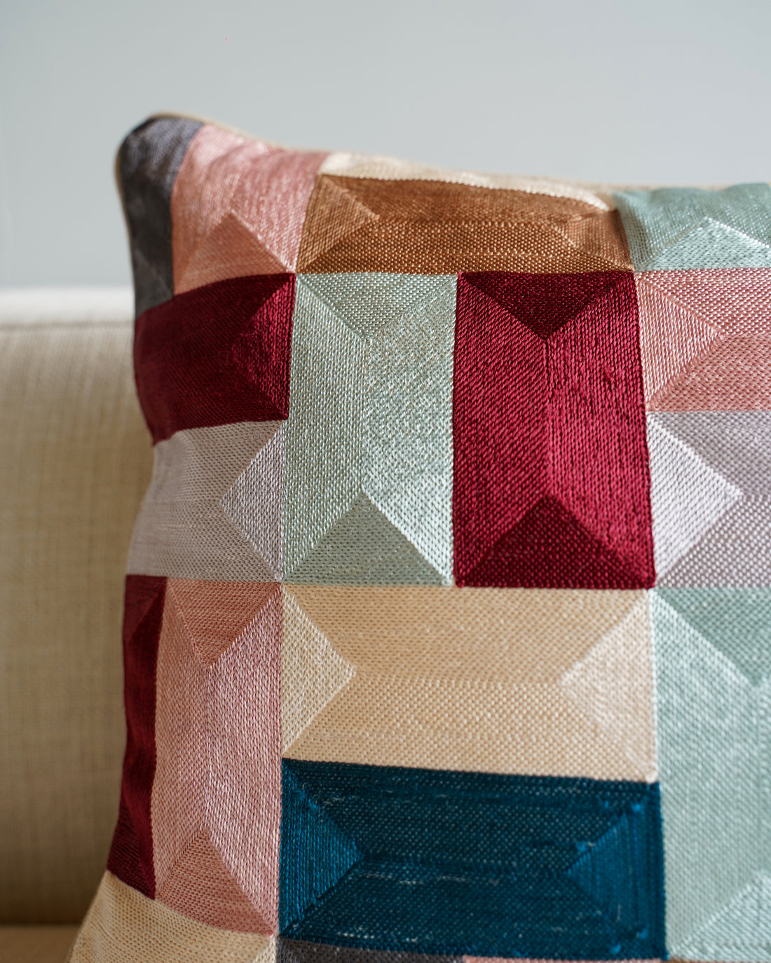 CUSHION