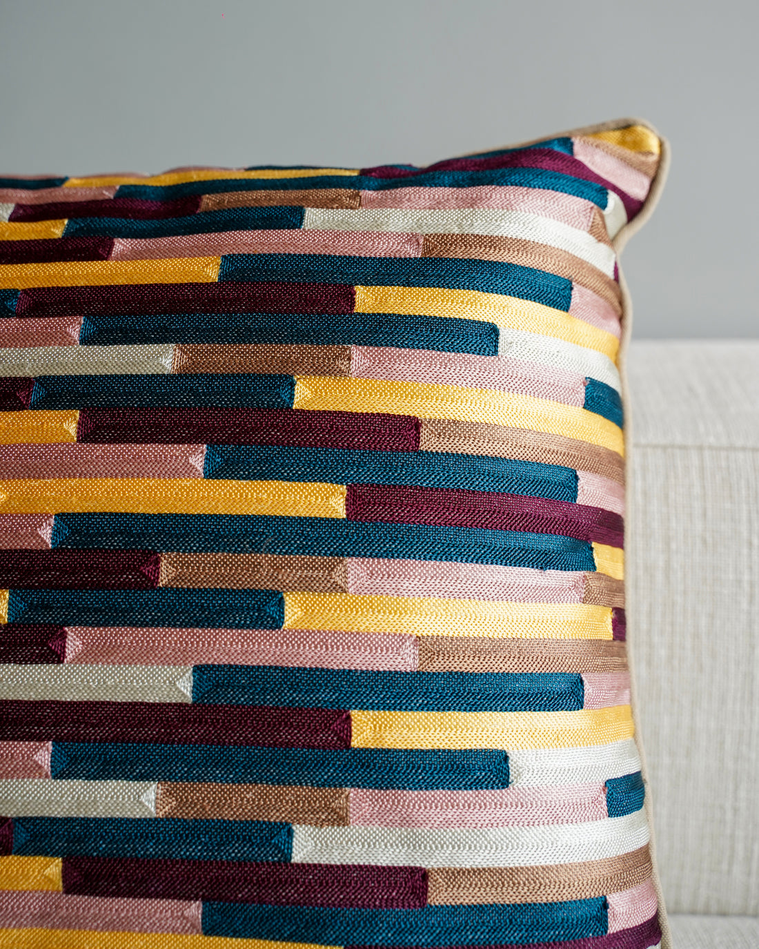 Orra – Back Cushion