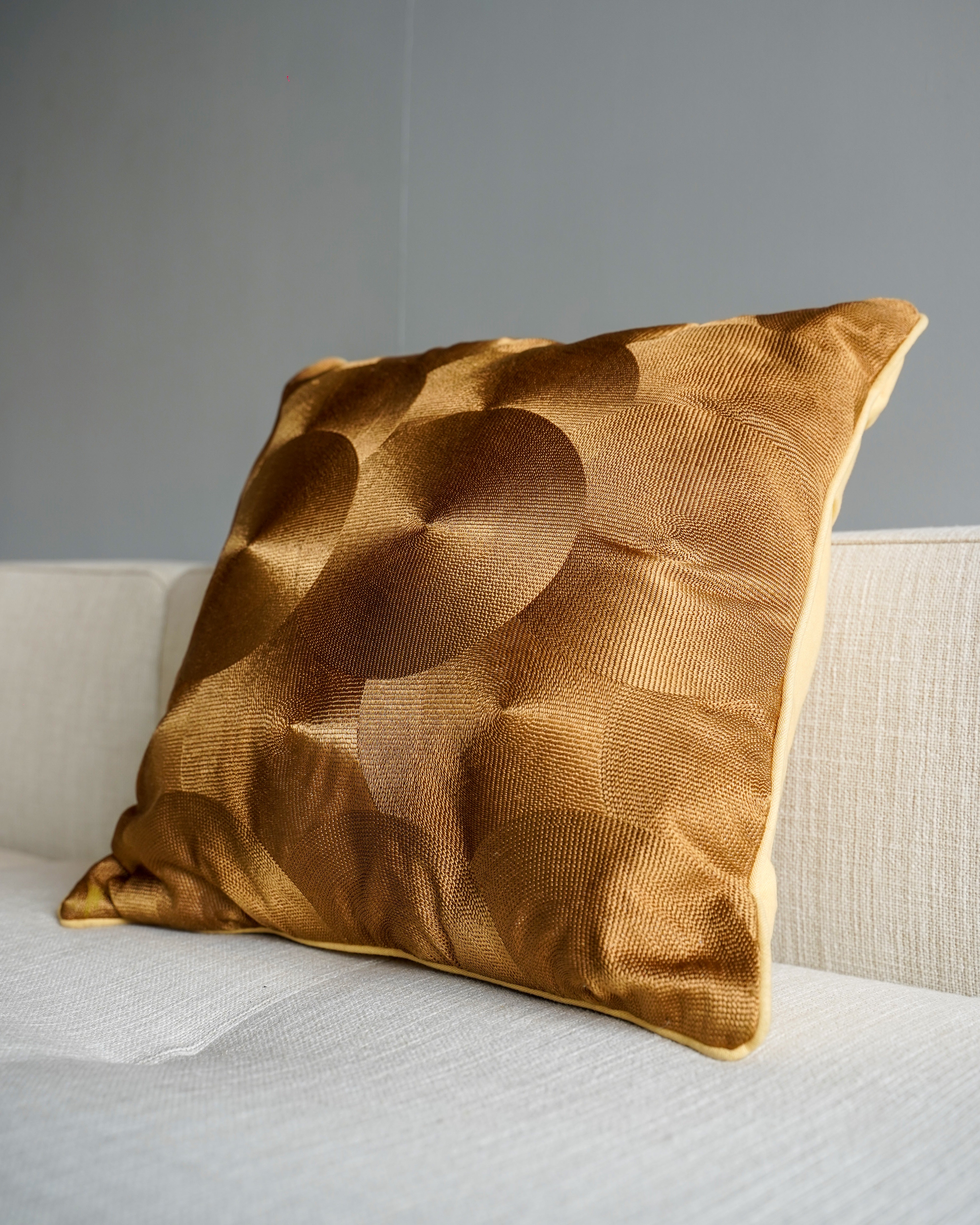 Liora – Back Cushion