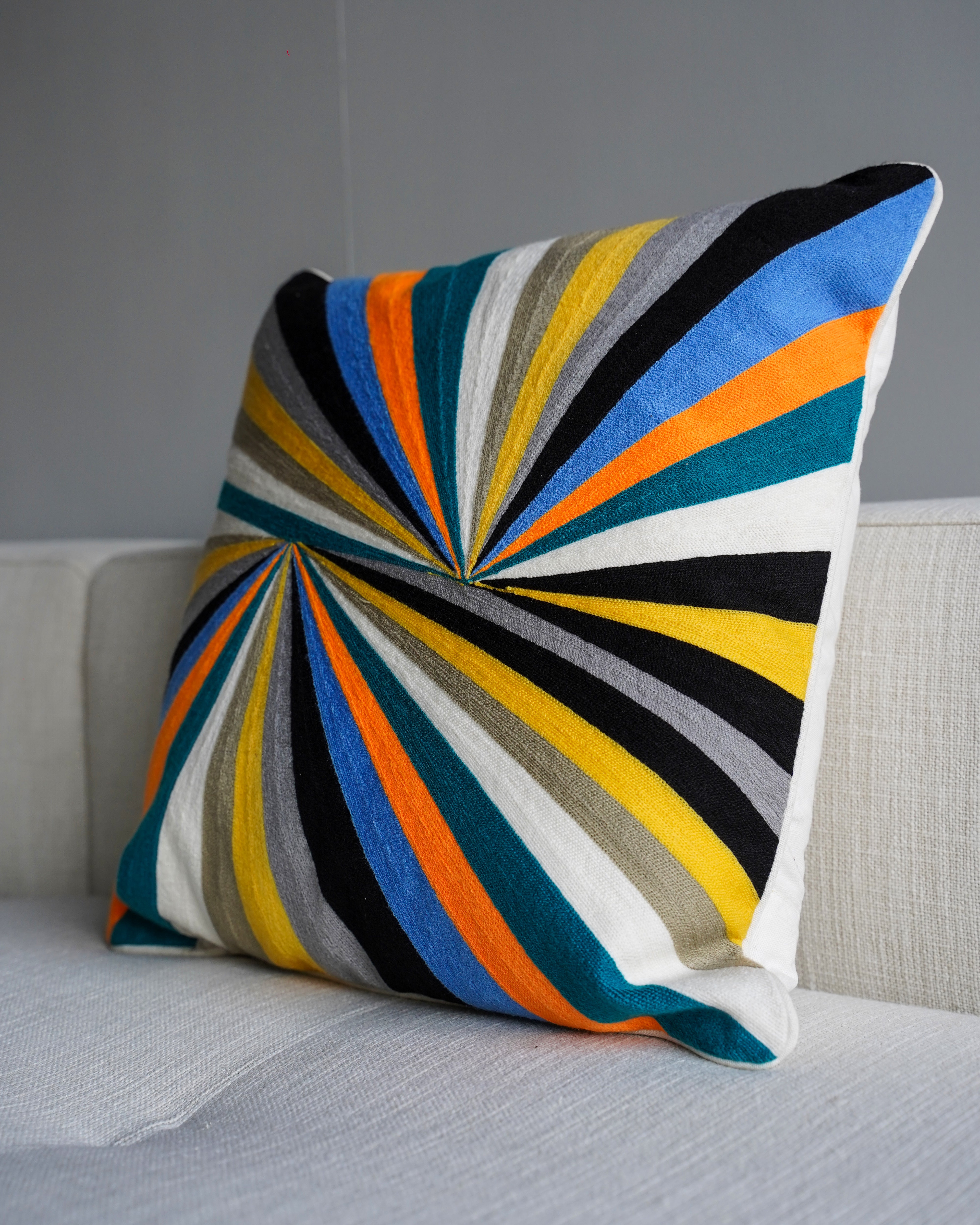 Mira – Back Cushion