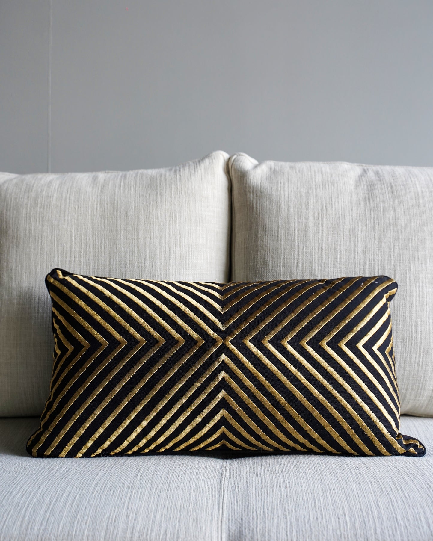 CUSHION